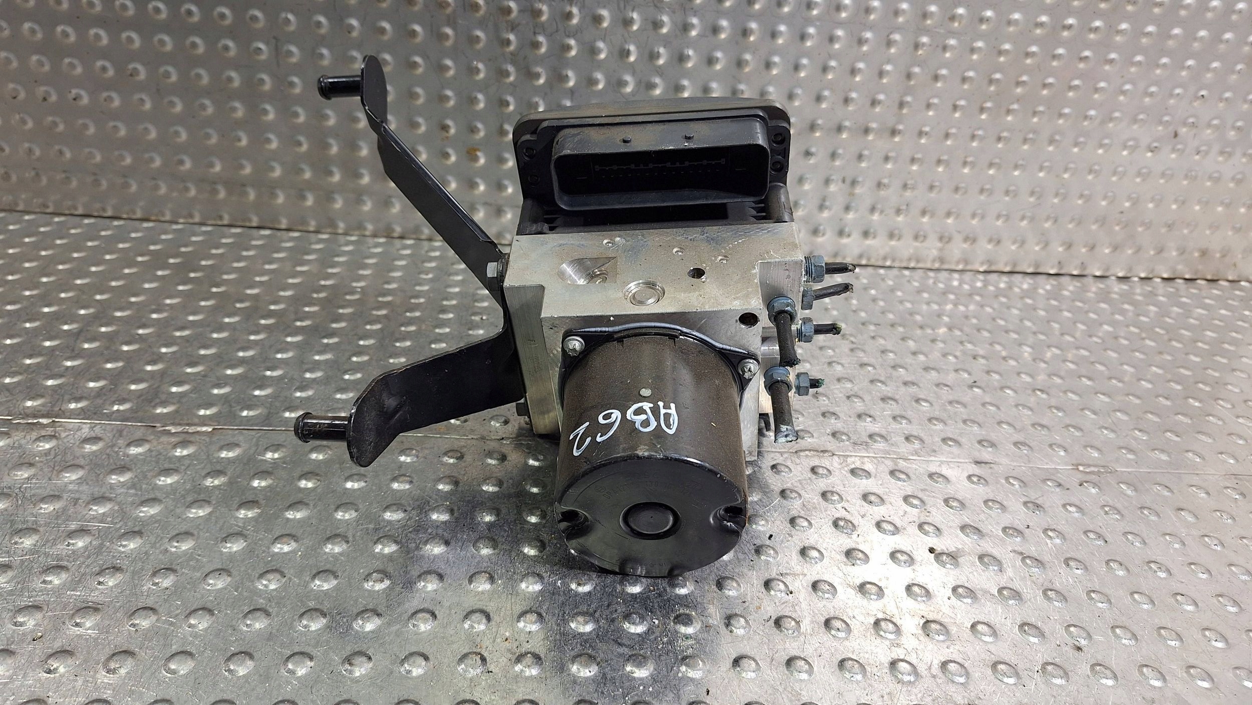 pump control unit ABS 6783360 6783362 BMW E60 E61 E63 E64
