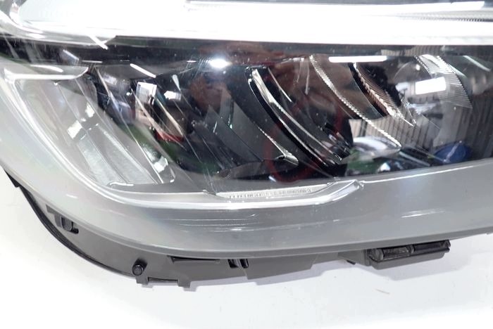 MERCEDES W247 B-KLASA LED PERFORMANCE 22- reflektor right light A2479065207