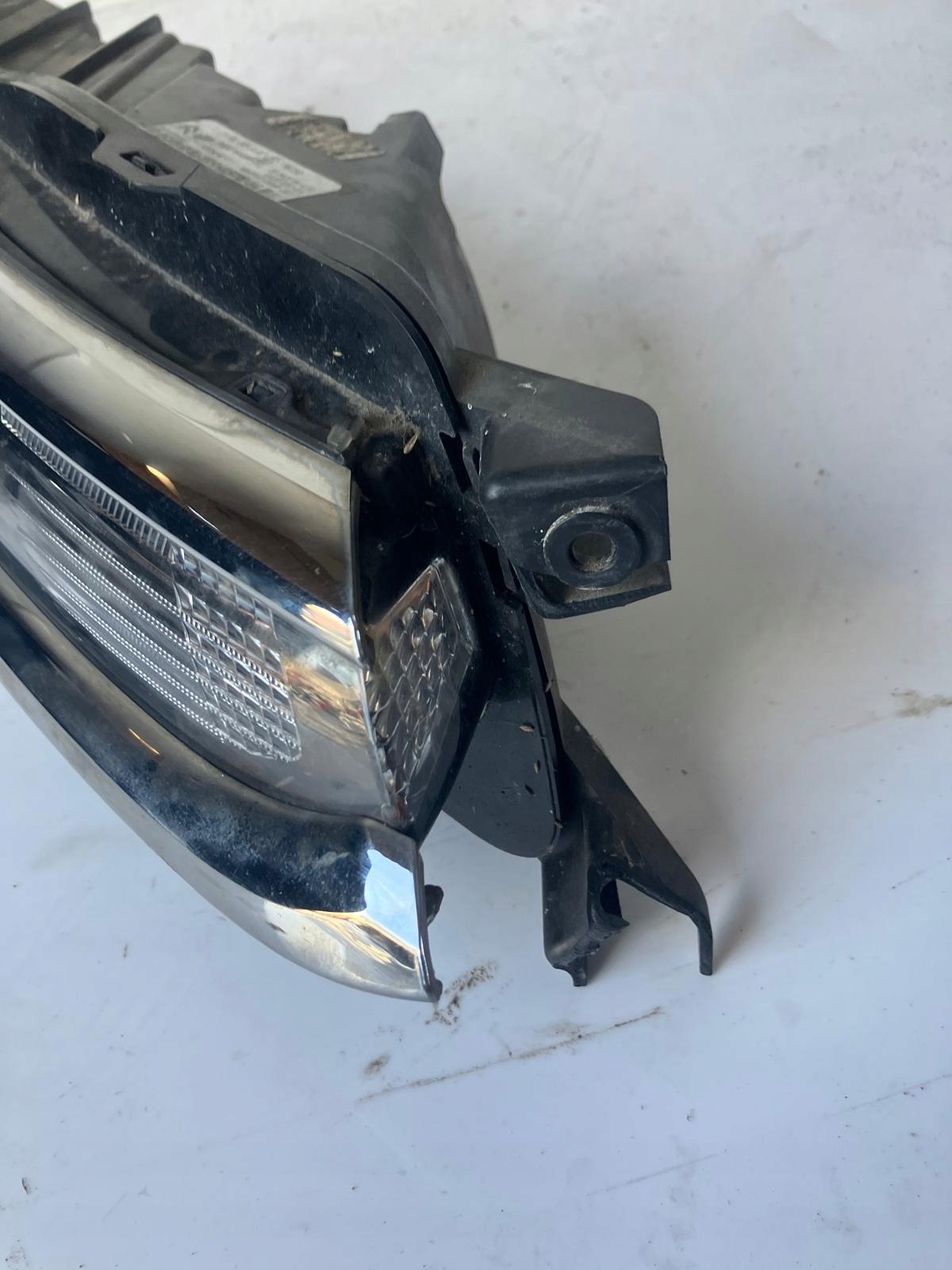 light LED DRL right front CHROM CITROEN C3 AIRCROSS 9822790280