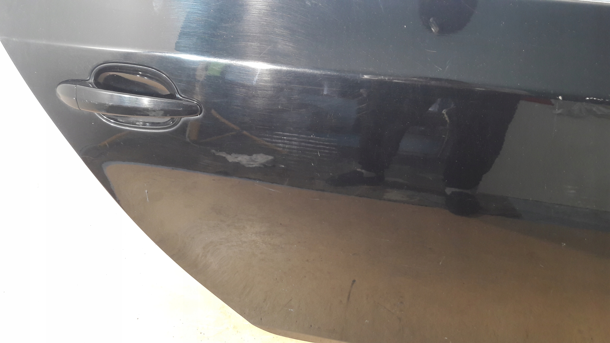 BMW 5 E60 E61 door rear. right rear part right KOMBI black, (T4)