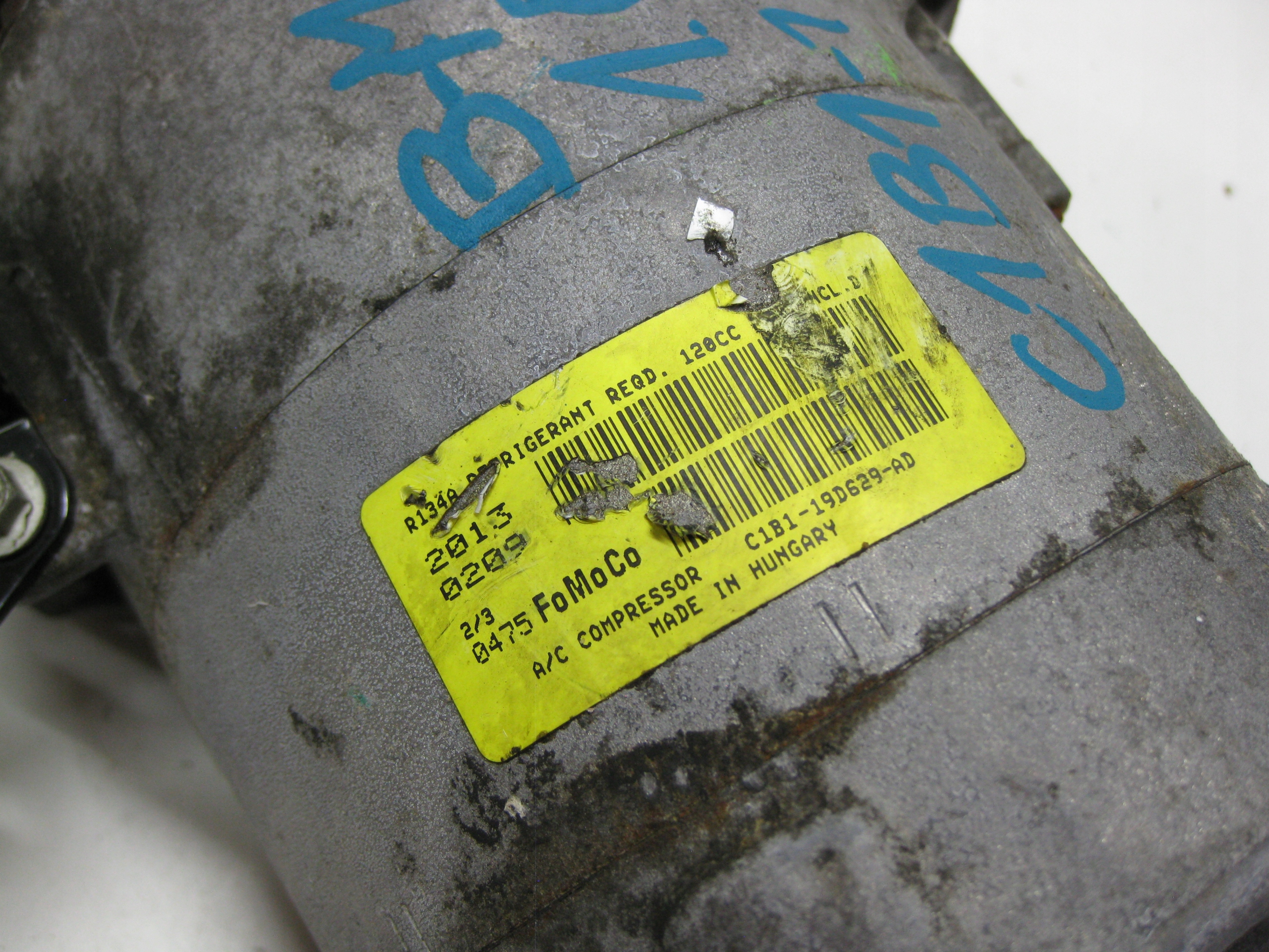 FORD B-MAX 1.0 compressor of the air conditioning compressor; C1B1-19D629-AD