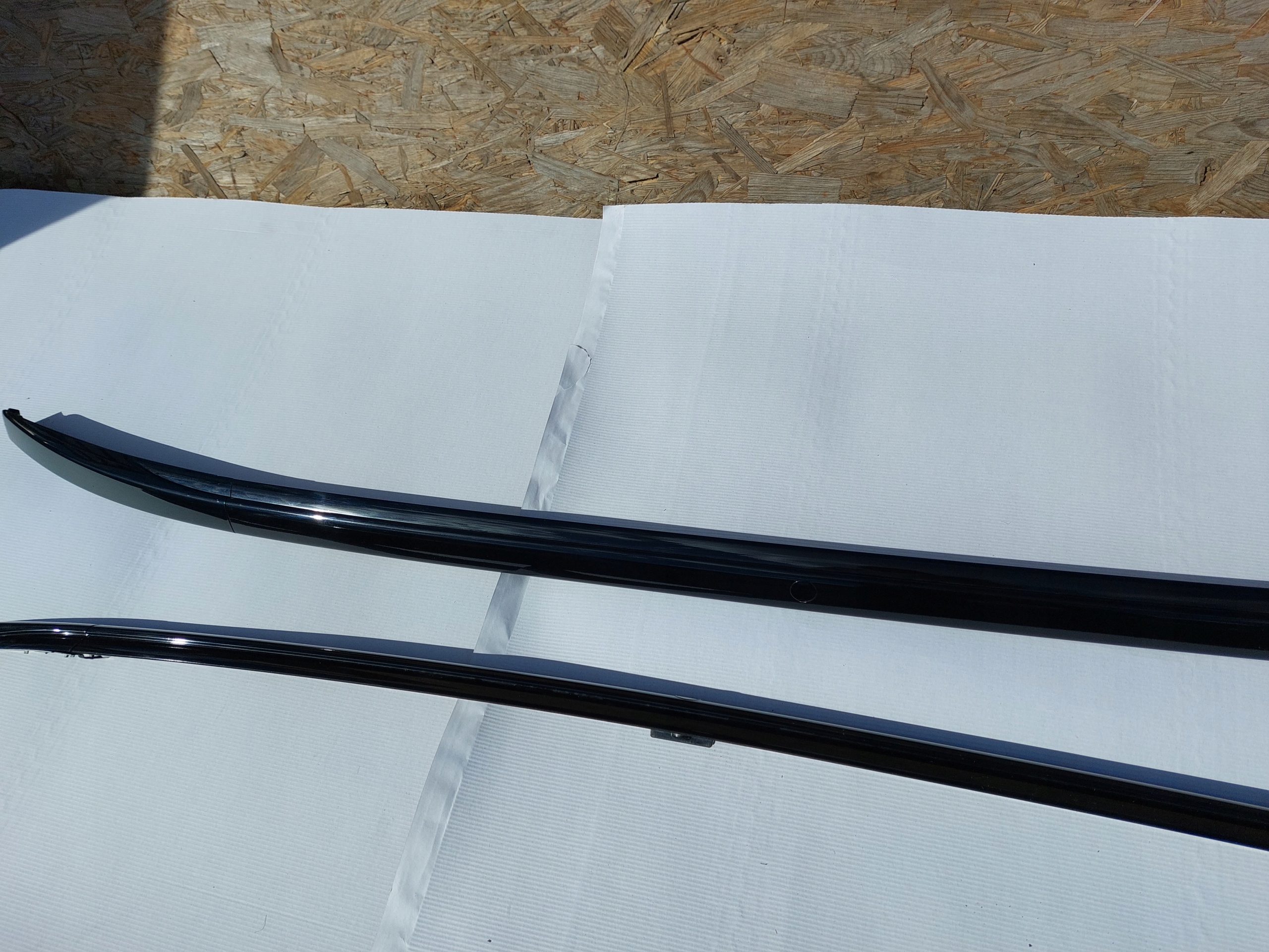 OUTLANDER II RELINGI KOMPLET 7661A225 7661A236 Producent części Mitsubishi OE