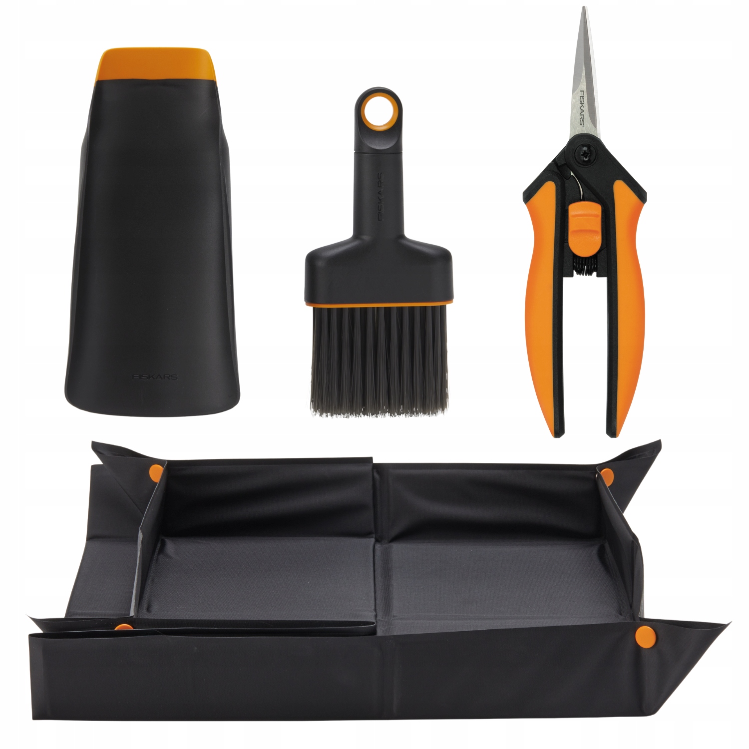 Fiskars Sada zahradního nářadí nůžky lopatka kartáč podložka pro zahradníka