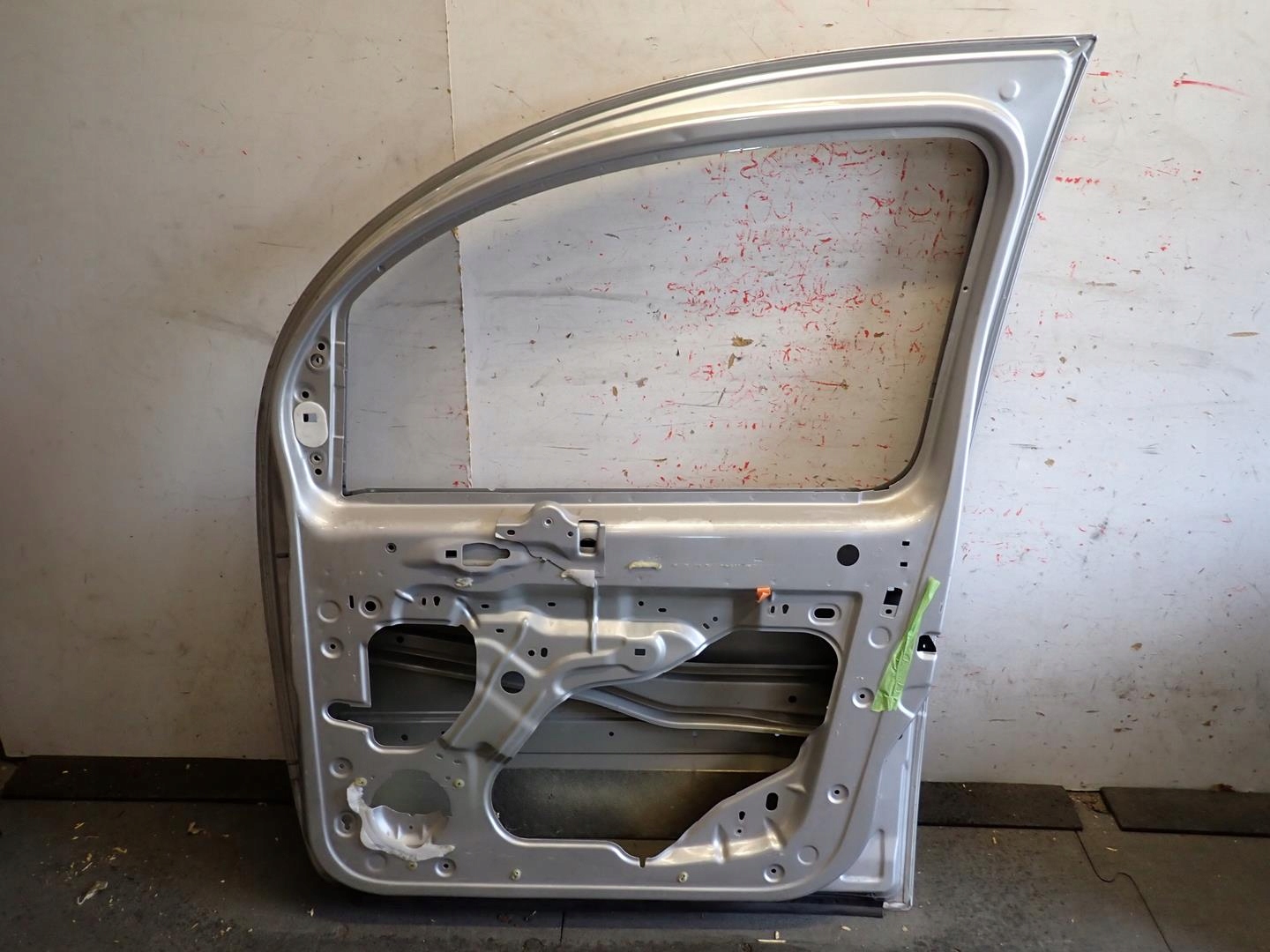 door front front right RENAULT KANGOO II III CITAN W415 2008