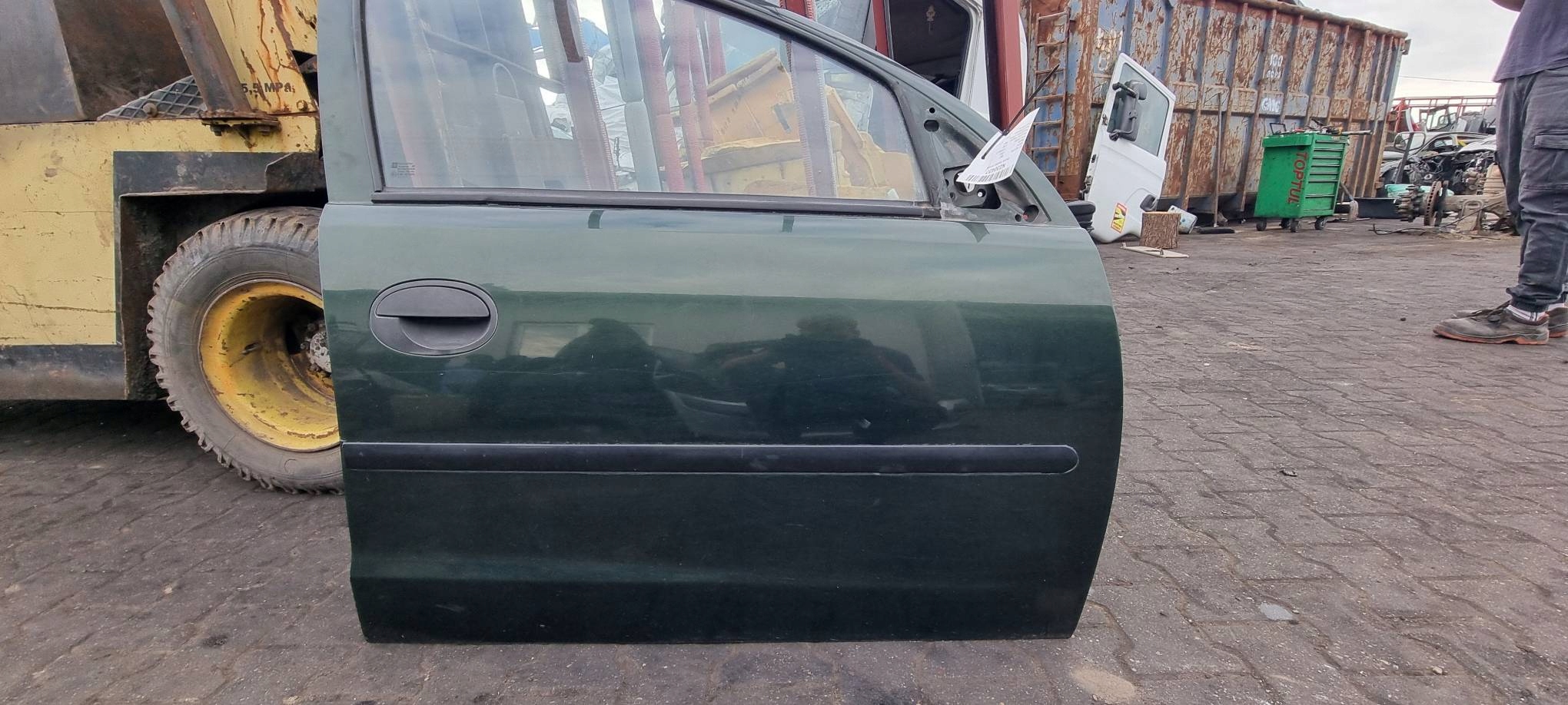 door right front 42U OPEL CORSA C 5D