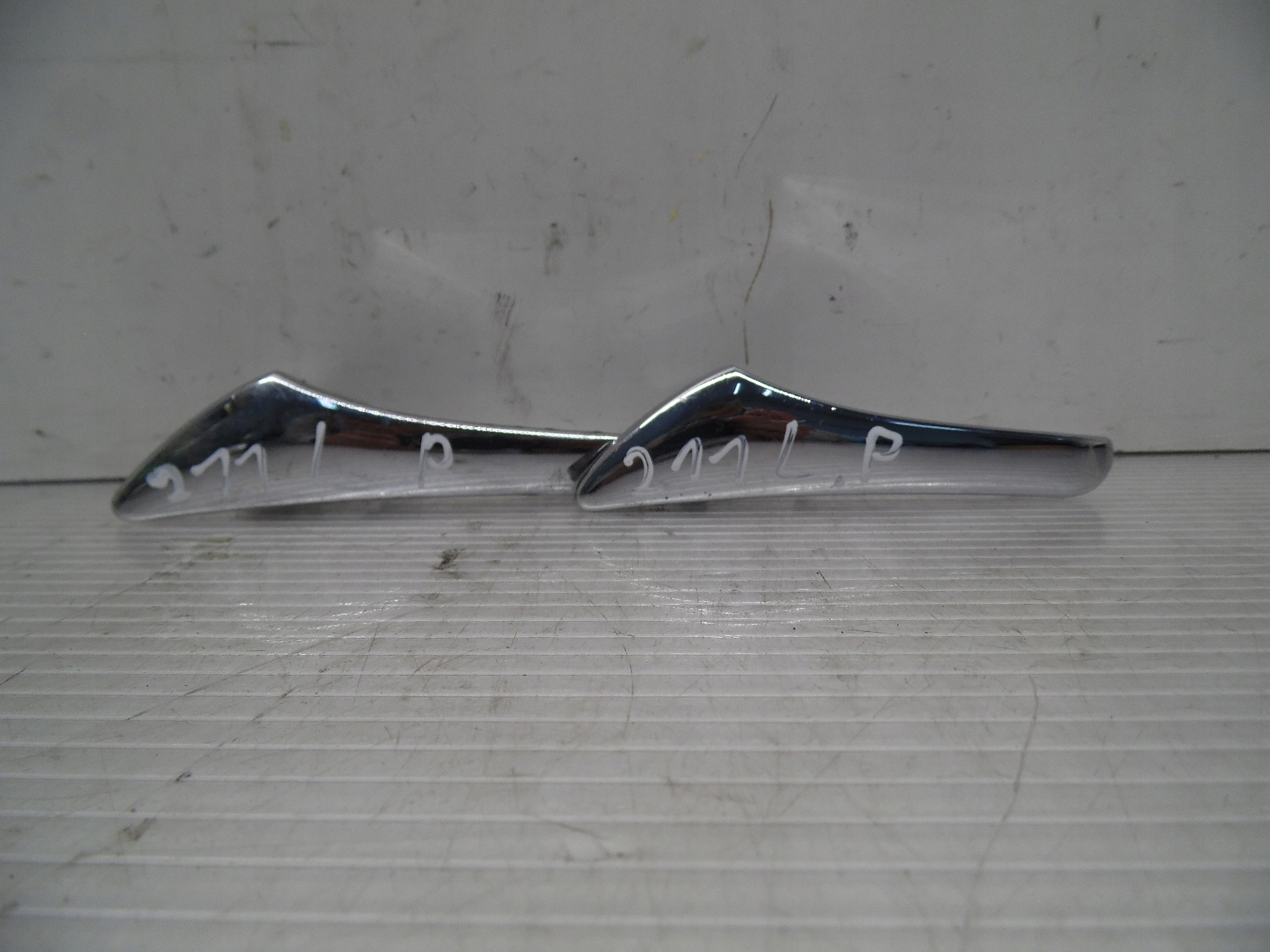 KLAMKA WEWNĘTRZNA DRZWI LEWY PRZÓD MERCEDES W211