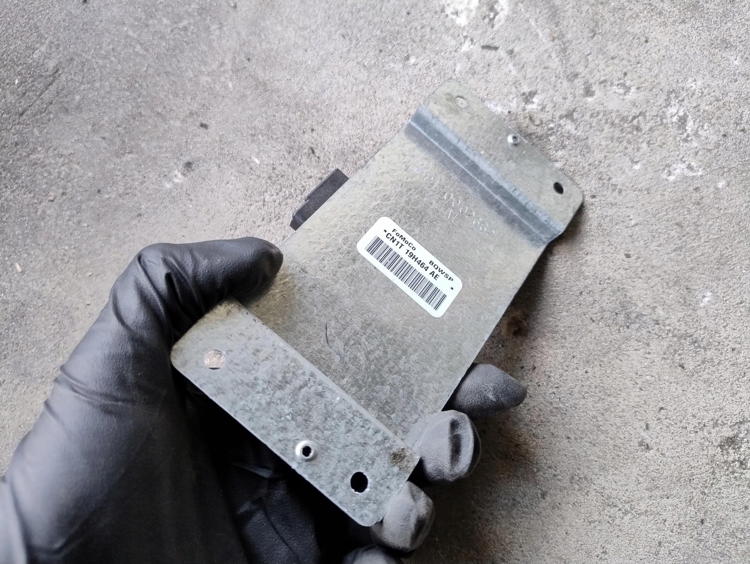 Antenne GPS FORD KUGA MK2 19H464 BQWSA