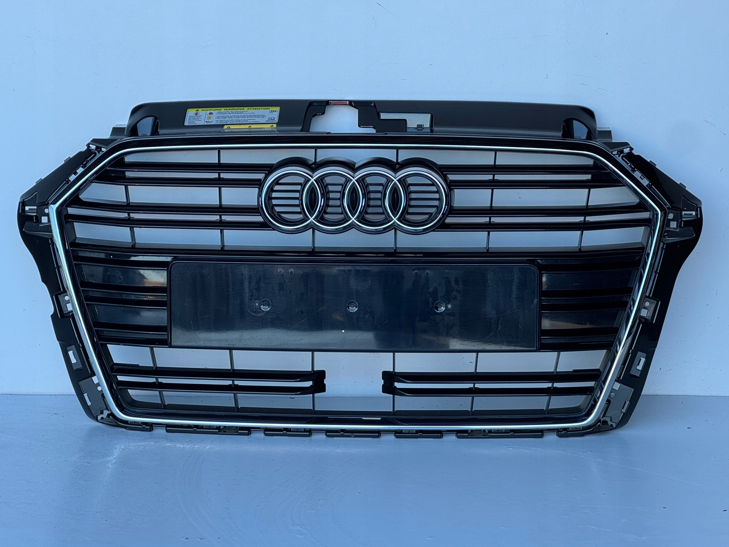 Audi A3 8V3 Kühlergrill FRONTGRILL Kühlergitter 8V3853651AB - Thumbnail 1
