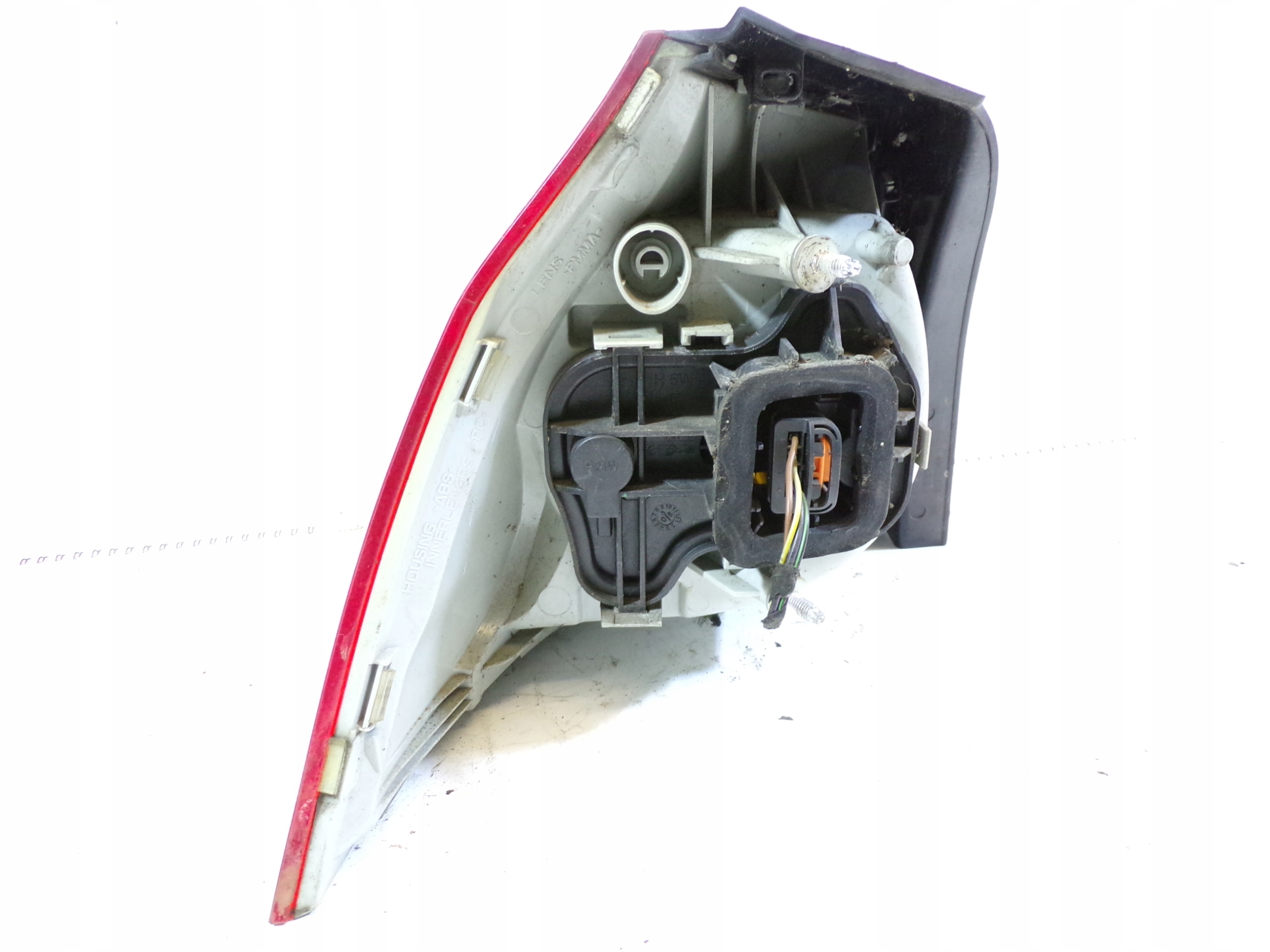light rear rear part right VOLKSWAGEN GOLF 5 V HB (2)