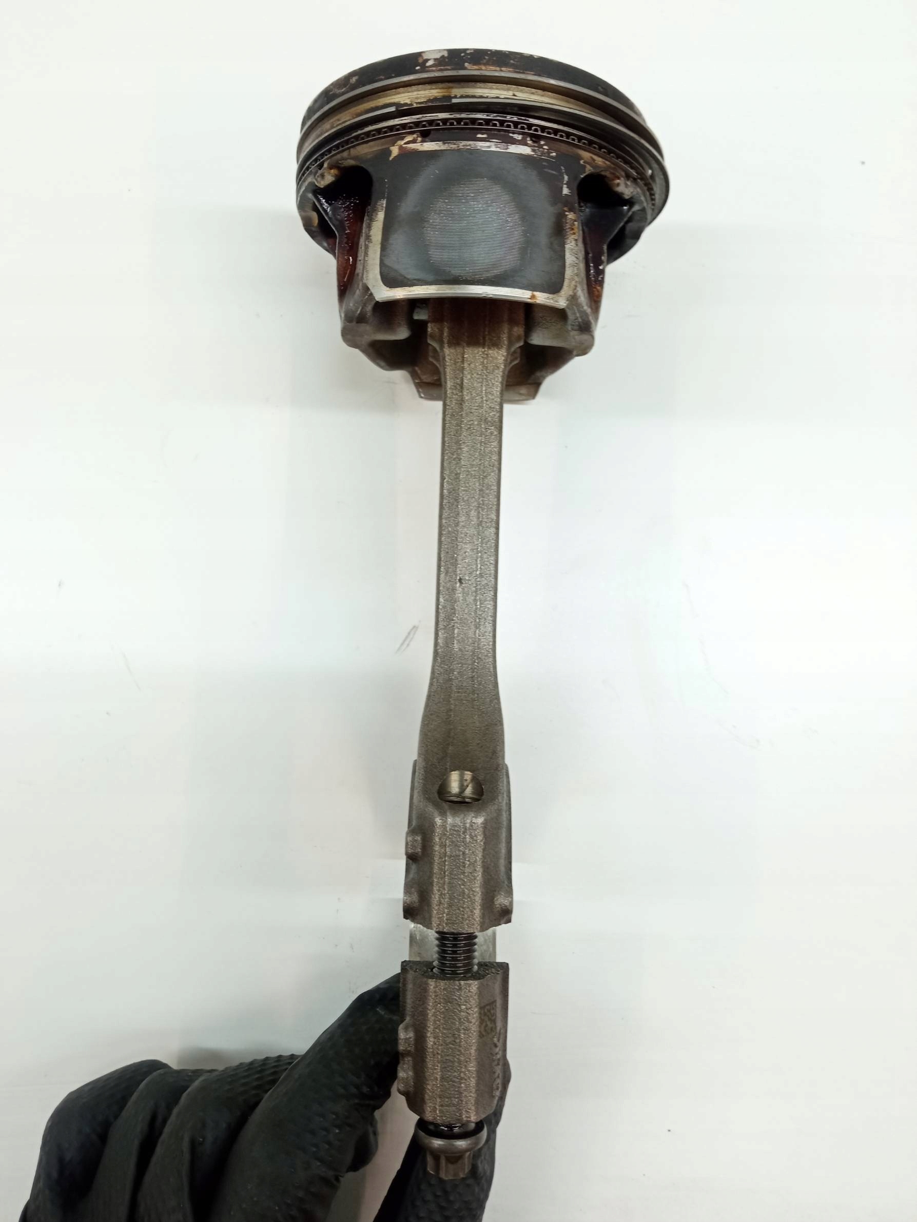 piston connecting rod N319H 2.0 TSI Skoda Octavia IV (2019- )