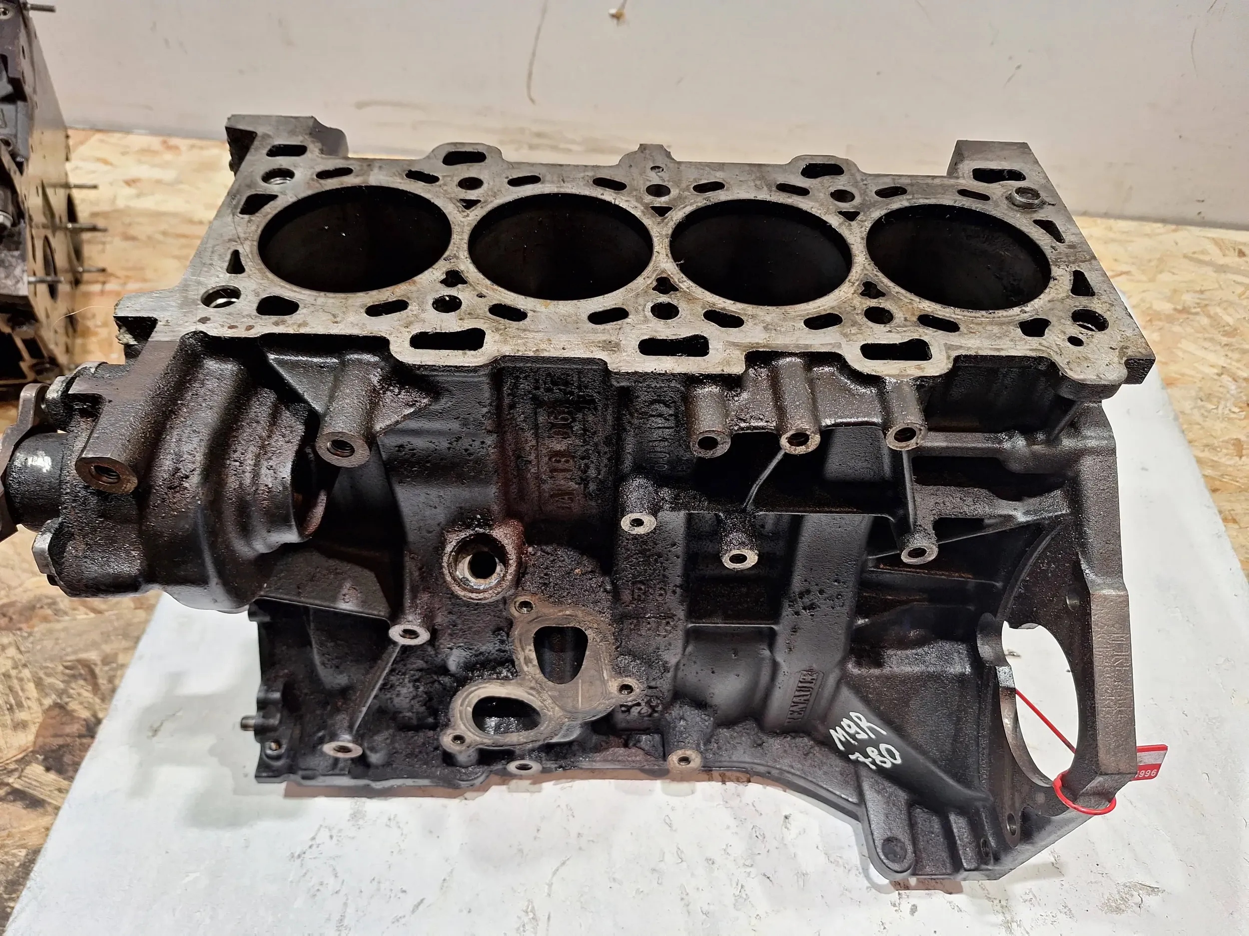 Blok silnika M9 R780 Renault Trafic II 2.0 DCi 06- Producent części Renault OE