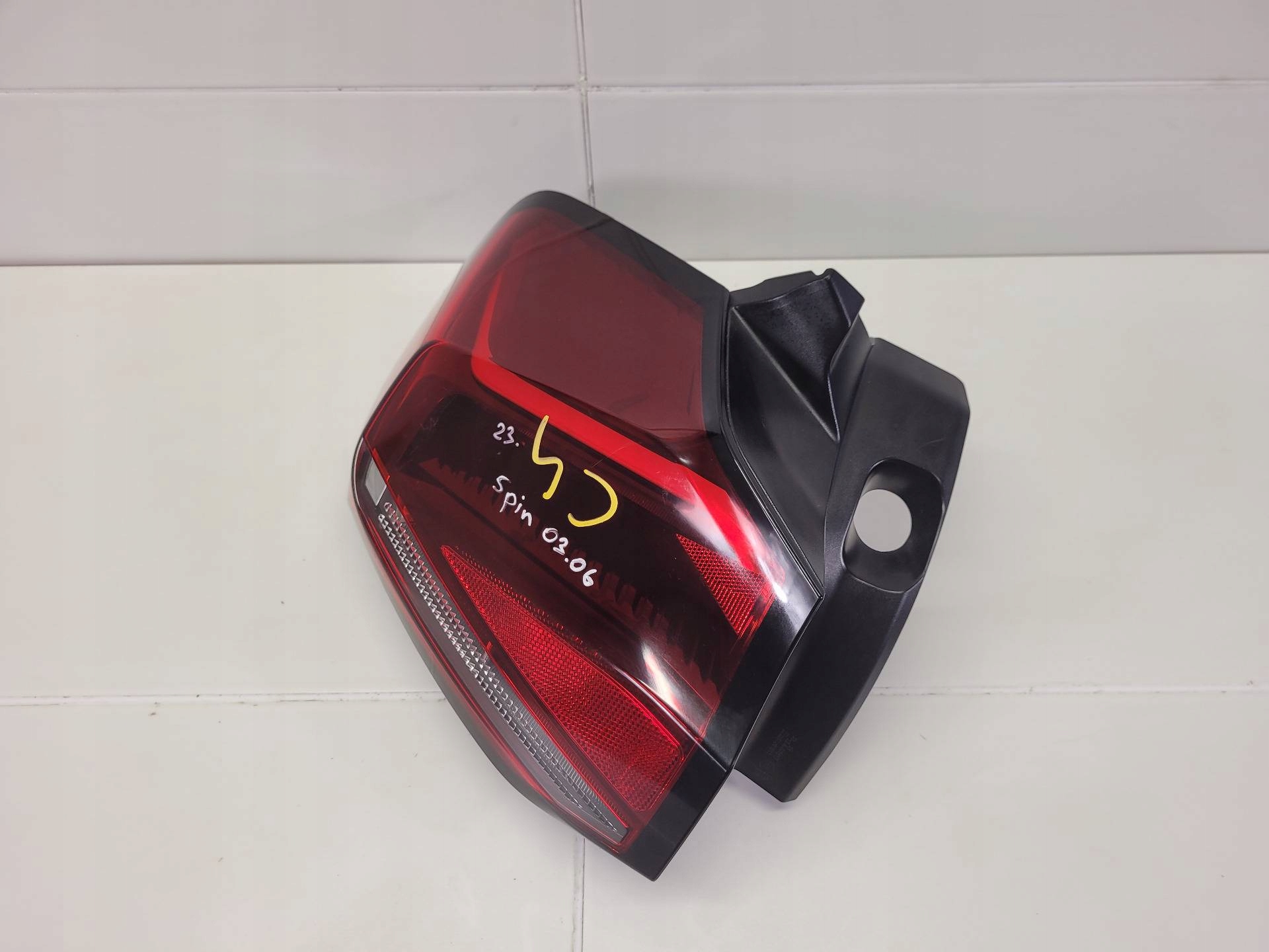 light rear left side Citroen C4 2 facelift 2022