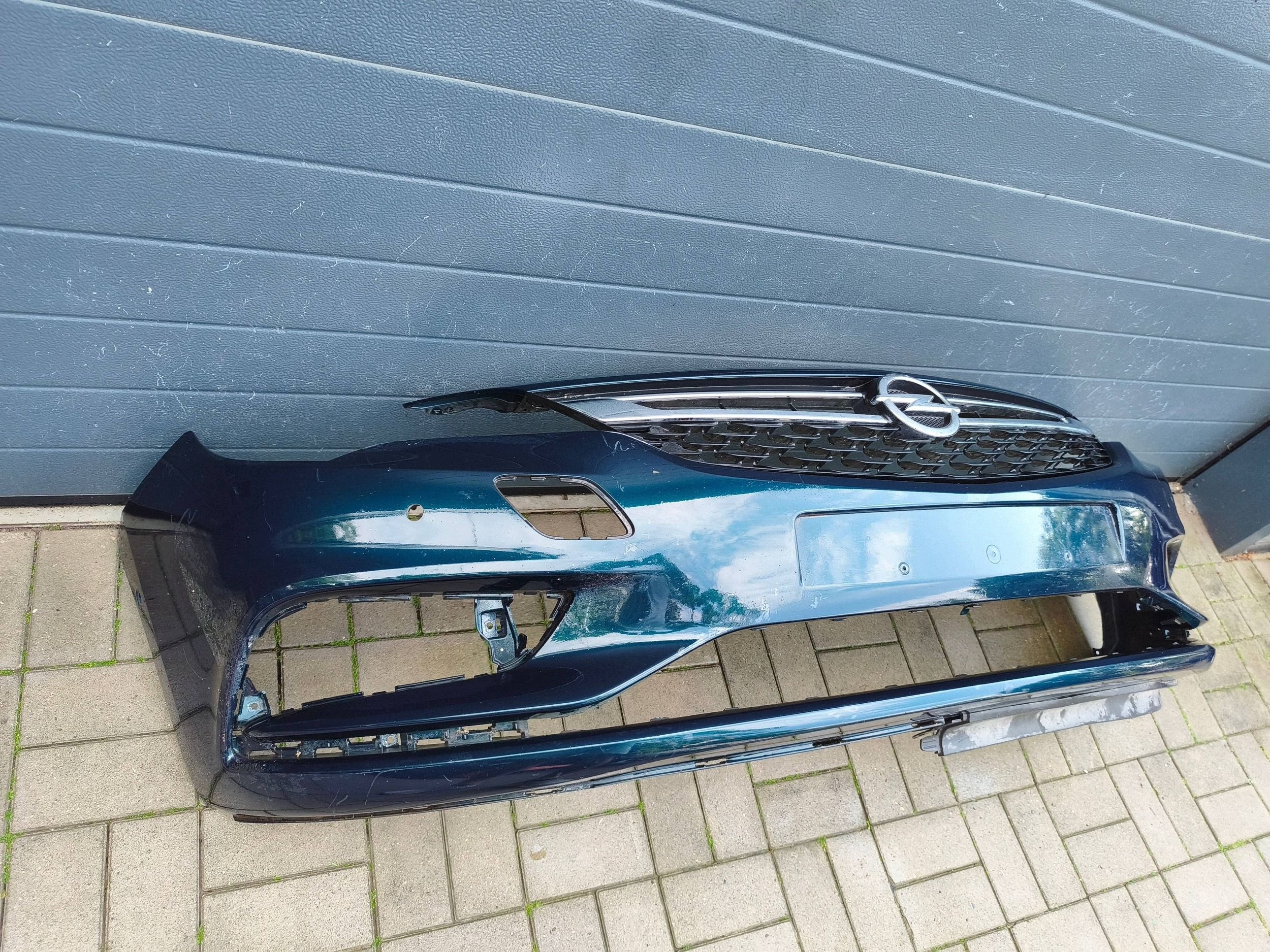 Opel Asta 5 V K 15- bumper front front