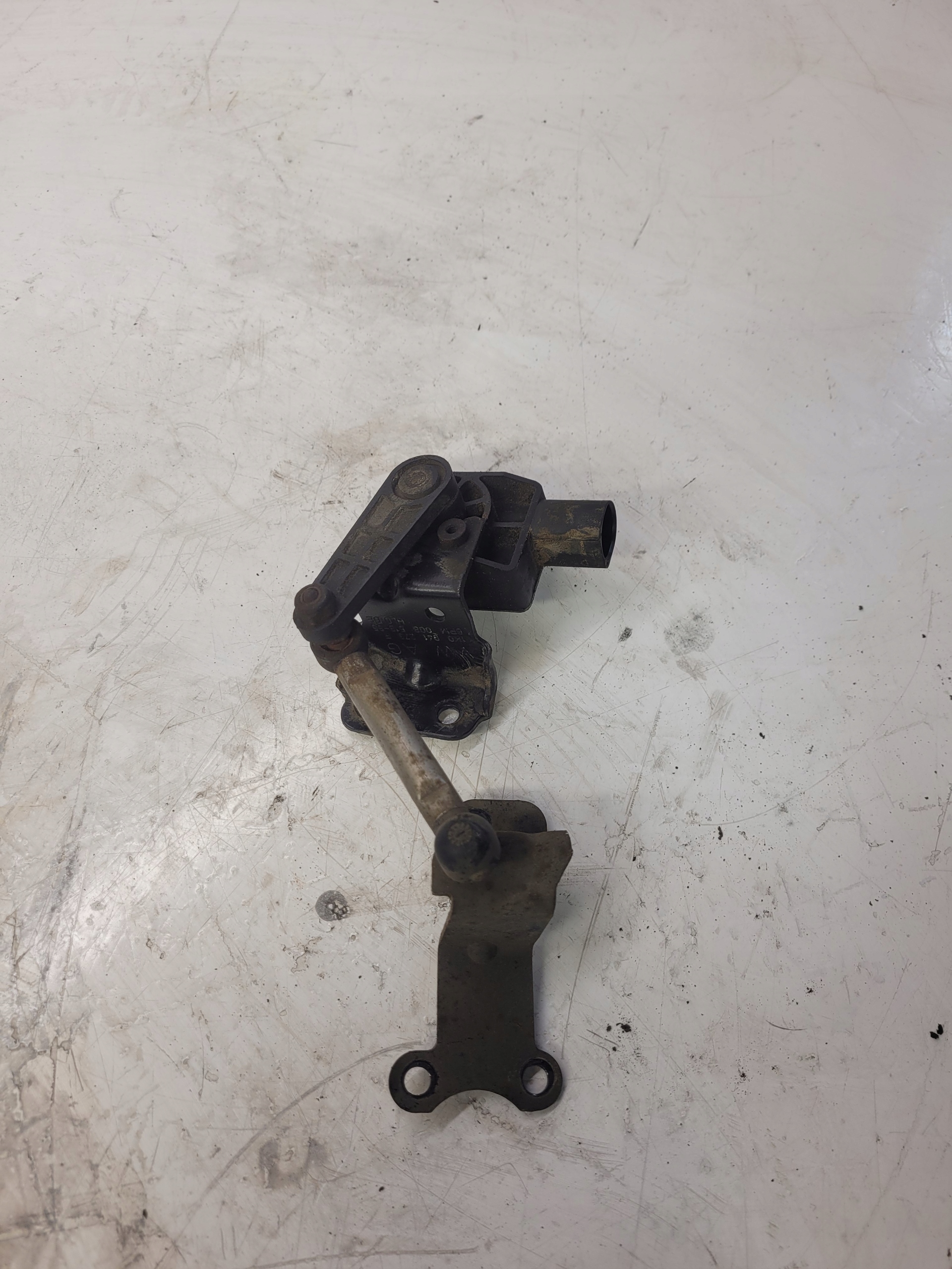 1T0907503A - Датчик выравнивания фар AUDI A4 A5 8K0941309E