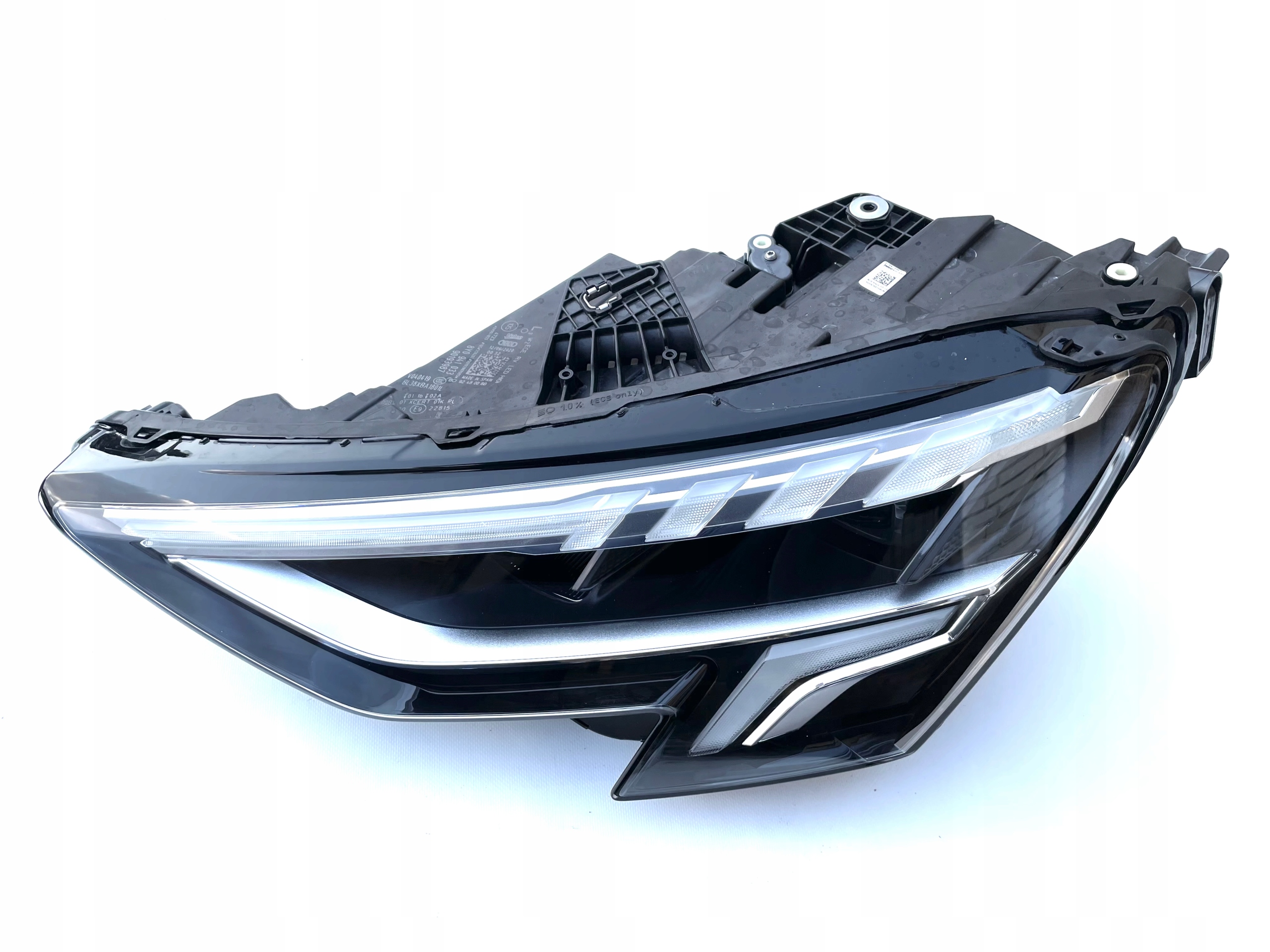 Reflektor lampa FULL LED 8Y0941033 AUDI A3 S3 8Y