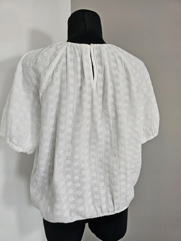 George bluzka biała haftowana na gumie maxi 48 Materiał dominujący bawełna