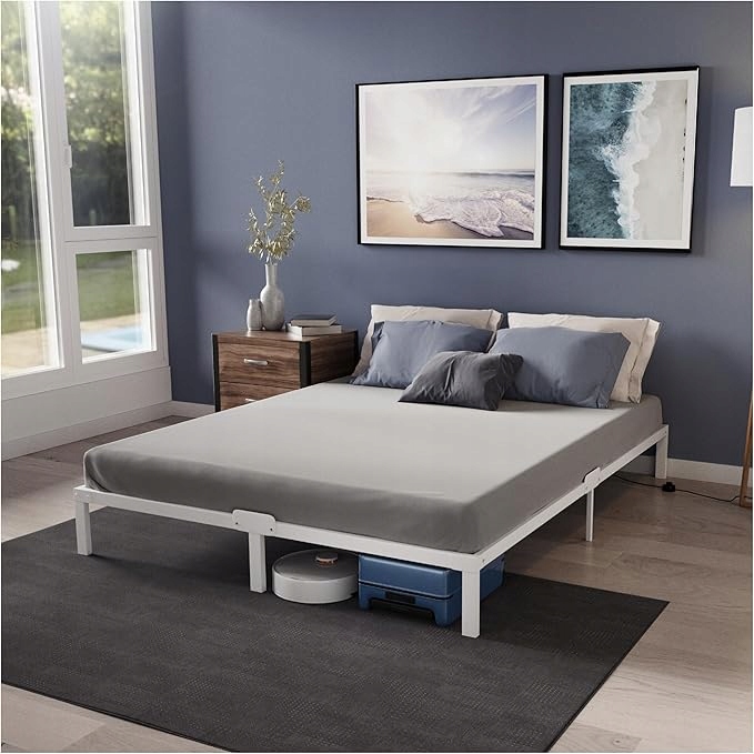 kovový rám postele 140 x 190 cm s kovovými lištami, výška 35 cm, bílá barva