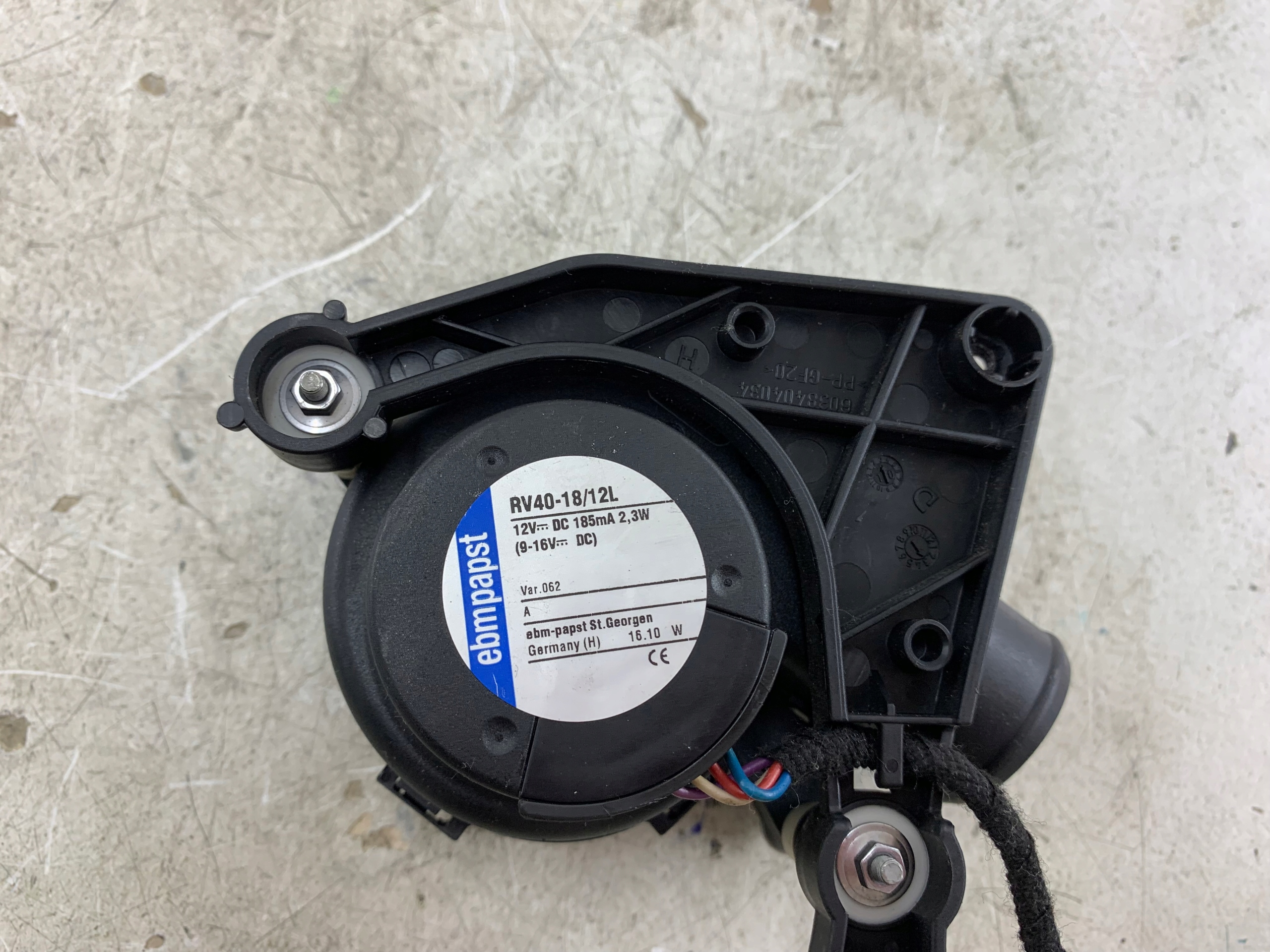 MERCEDES W212 Lüfter DMUCHAWA KOMPUTEROW KOMPUTERA A2048300708