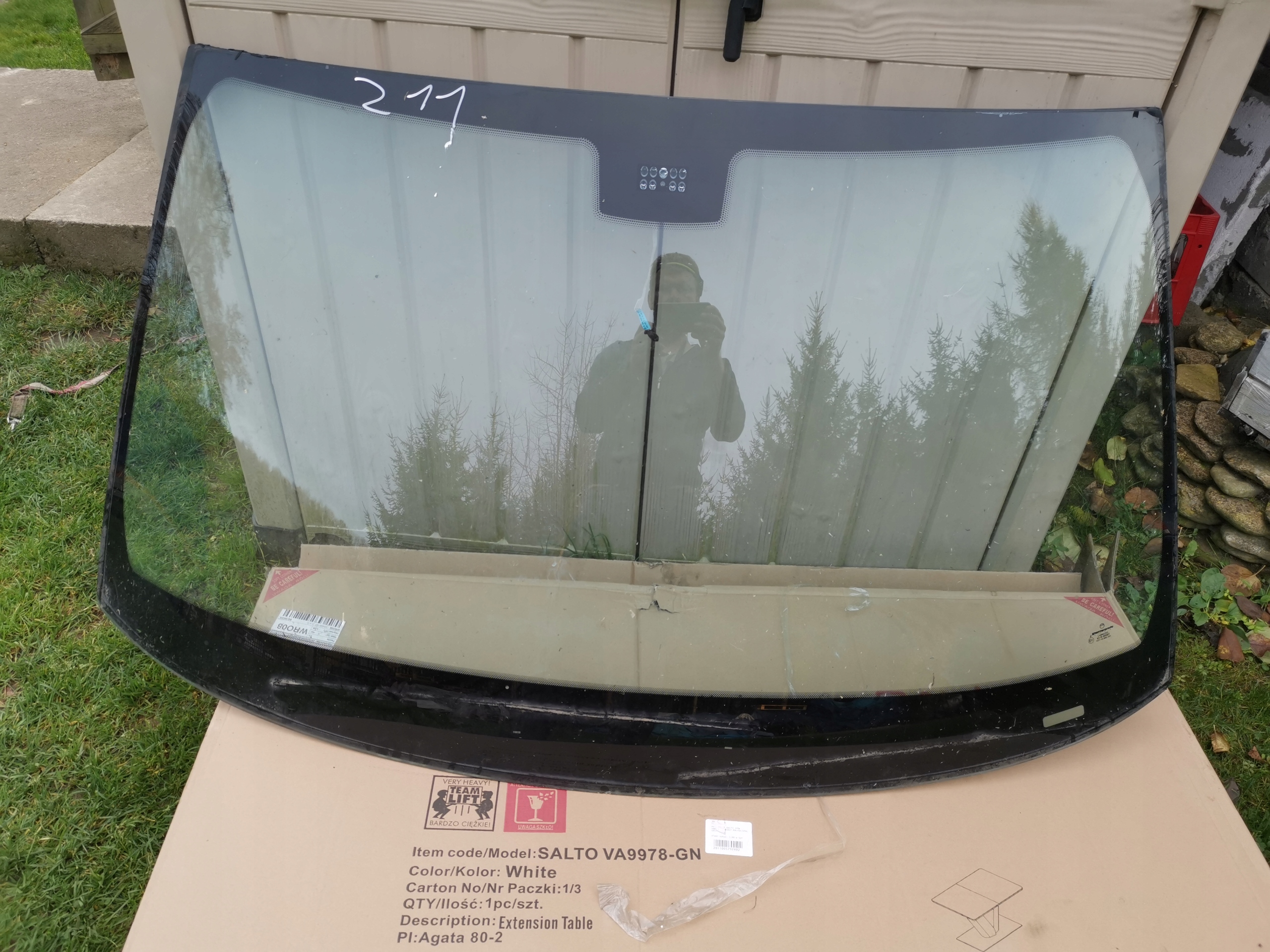 window front front iron MERCEDES W211
