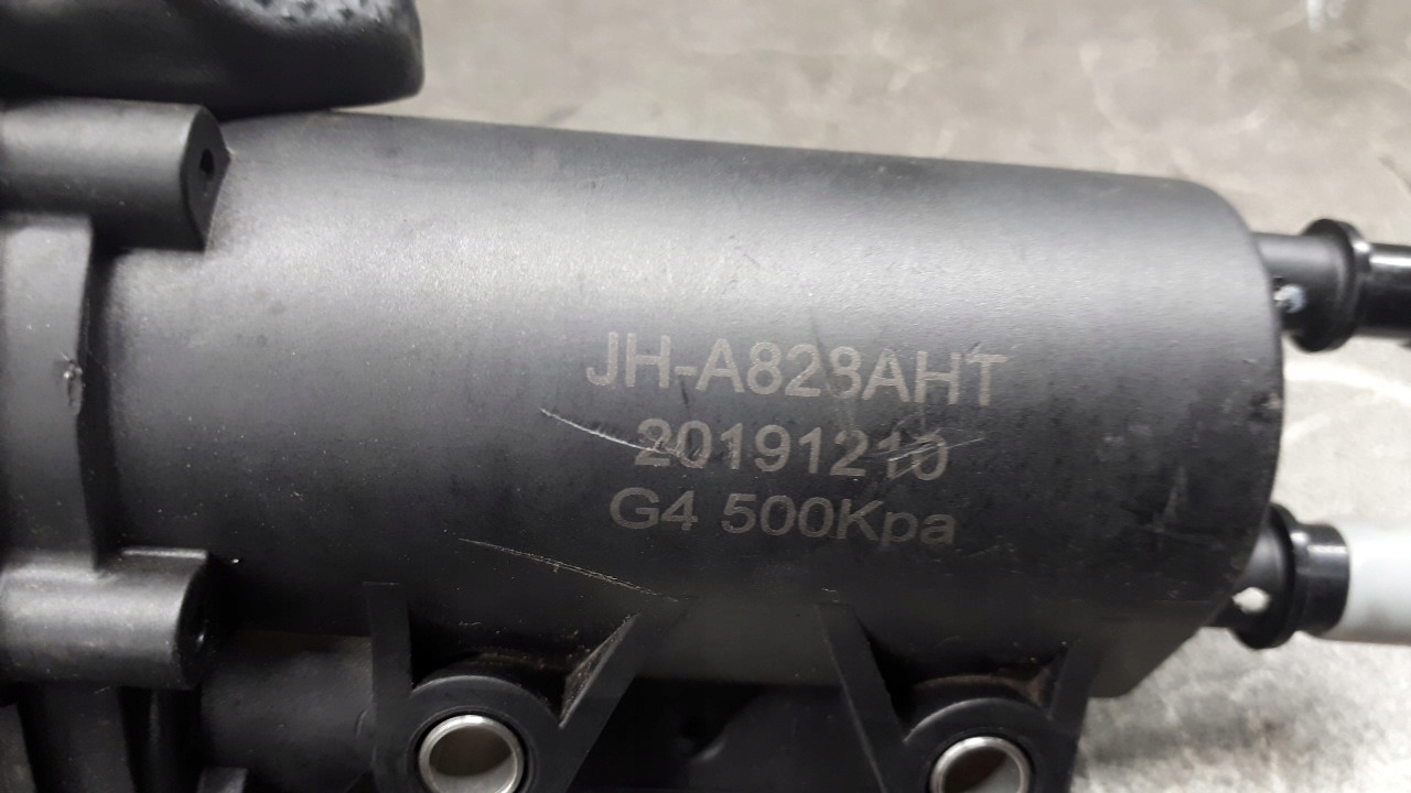 JHA828AHT zespol pompy paliwa do motocykla ROJO Marka bez marki