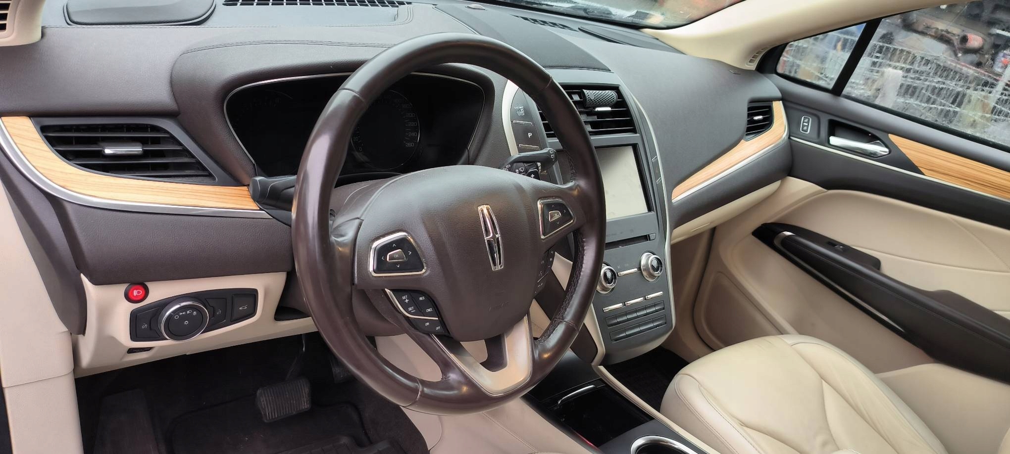 dashboard cockpit airbag tension belts LINCOLN MKC