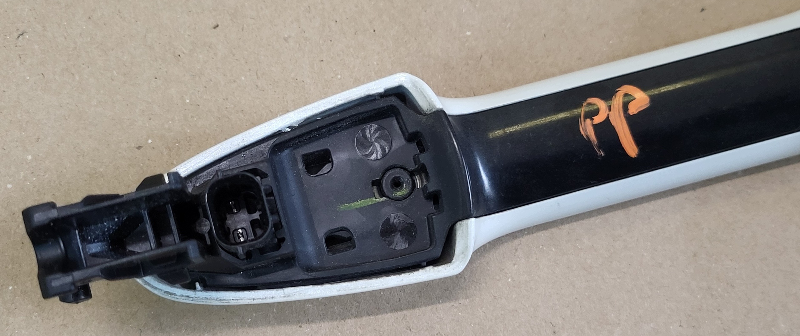 handle exterior Z door right front sensor TOYOTA RAV4 V OE EUROPA BIALA