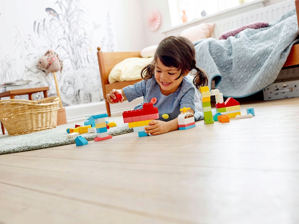 LEGO DUPLO 10909 Pudełko z serduszkiem Minimalny wiek dziecka 2