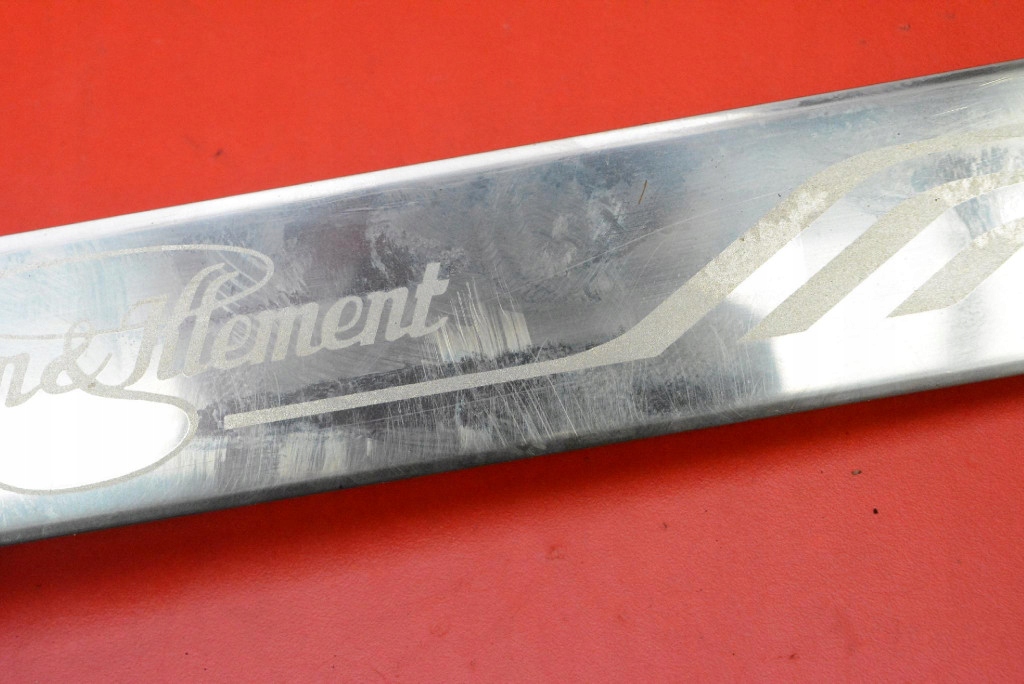 caps threshold LAURIN&KLEMENT 3V0853813E SKODA SUPERB 3 III 15-20