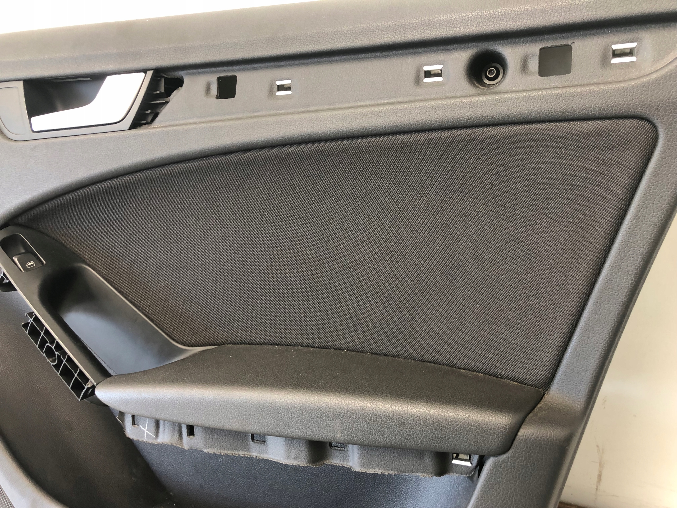 side door right front AUDI A4 B8 8K1867106
