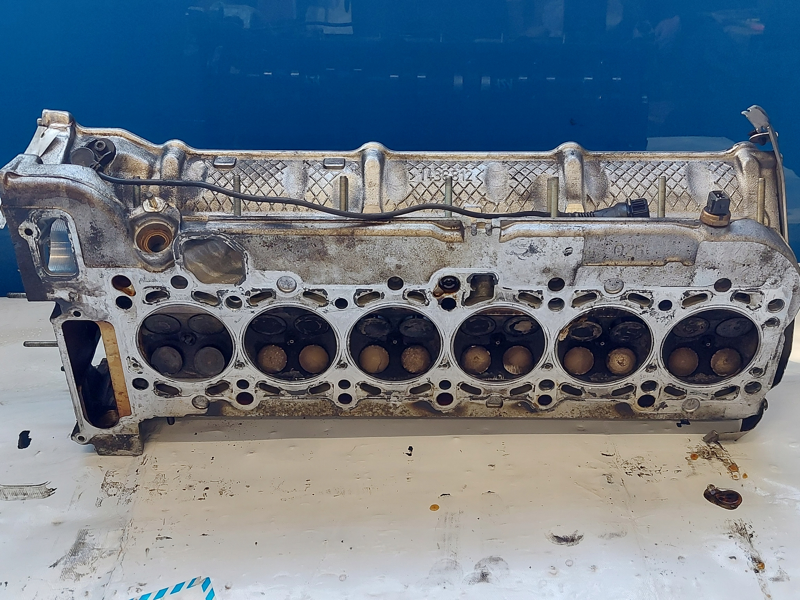 head. BMW E46 E39 2.2 B 1436812