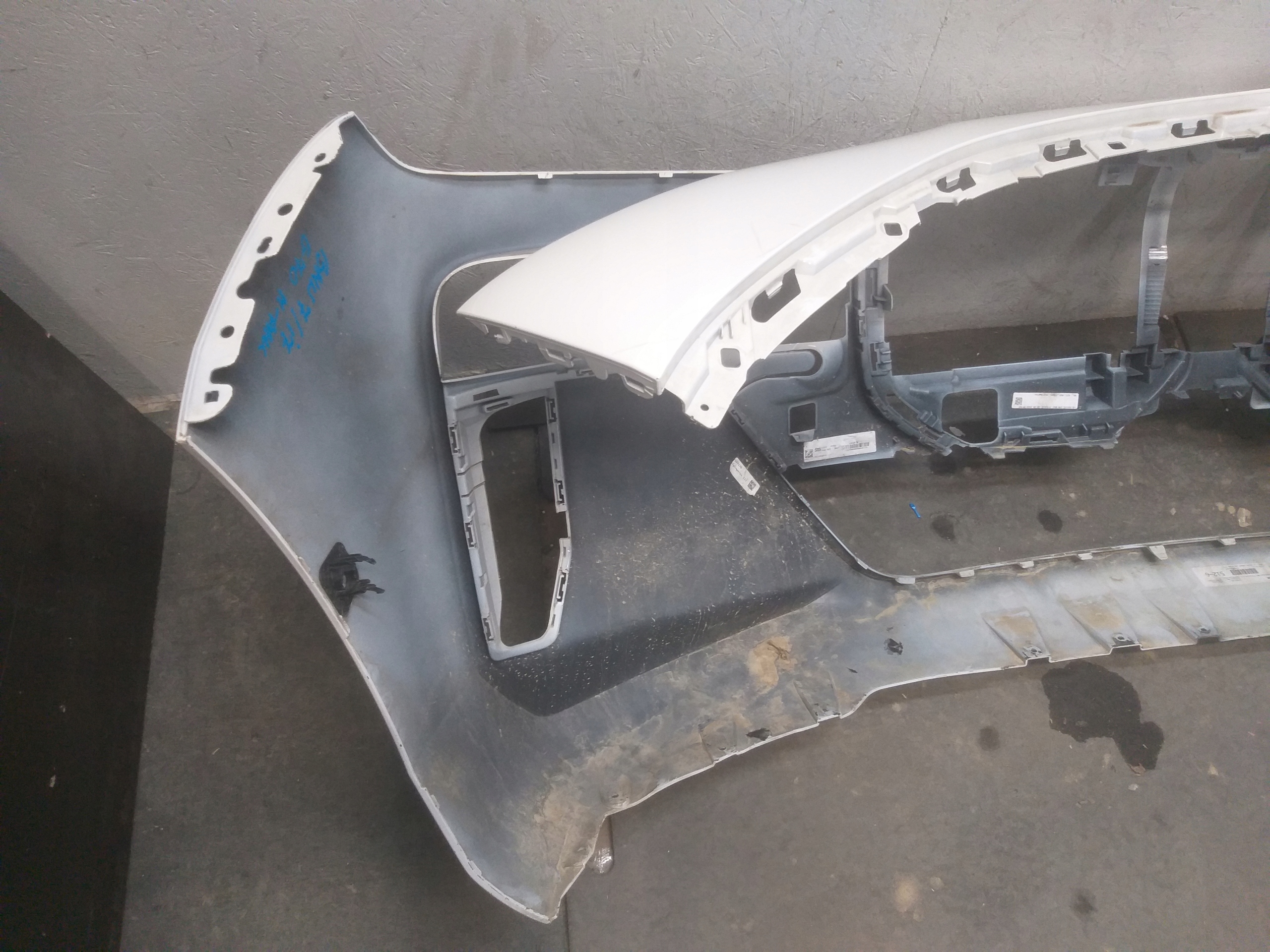 bumper front BMW VII 7 I7 G70 M PAKIET