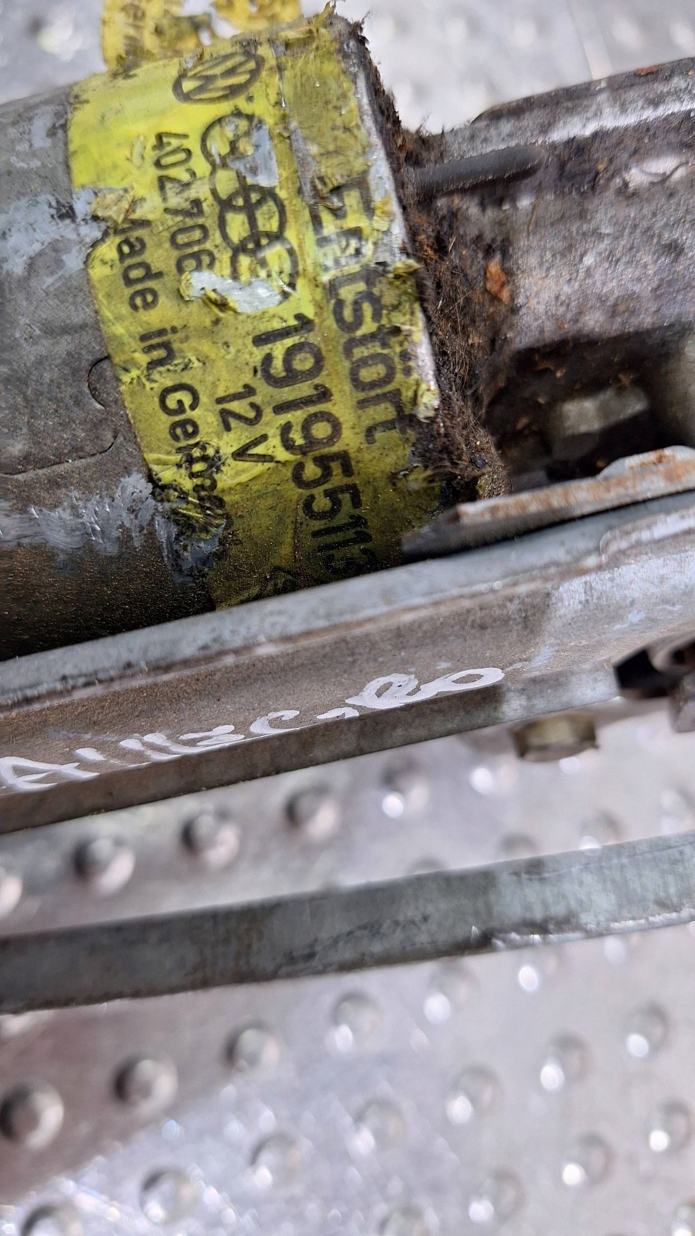 Gestänge Motor Wischer vorne 191955113A VW GOLF II