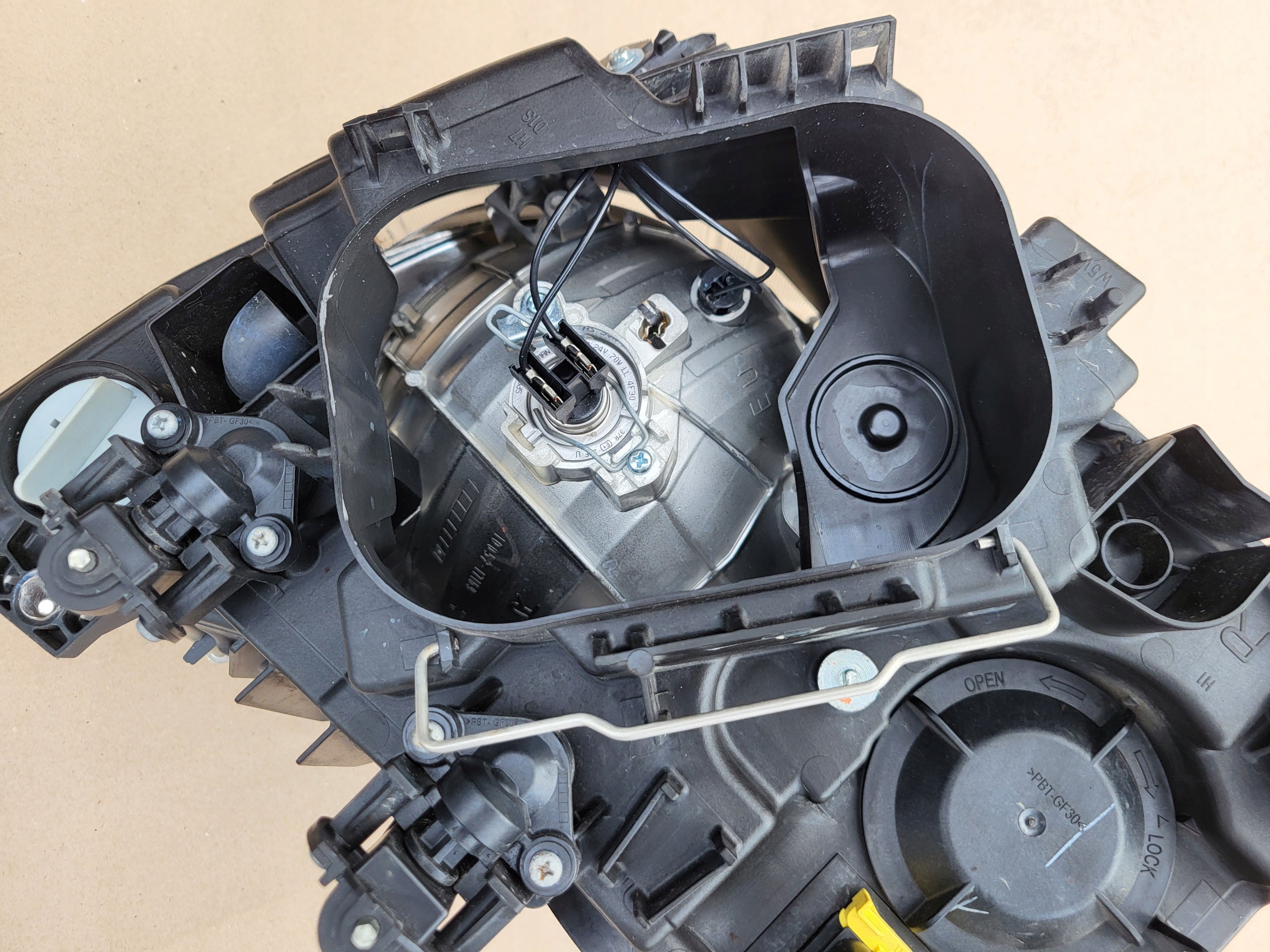 light REFLEKTOR left front MERCEDES ACTROS MP4 W960 OE EUROPA