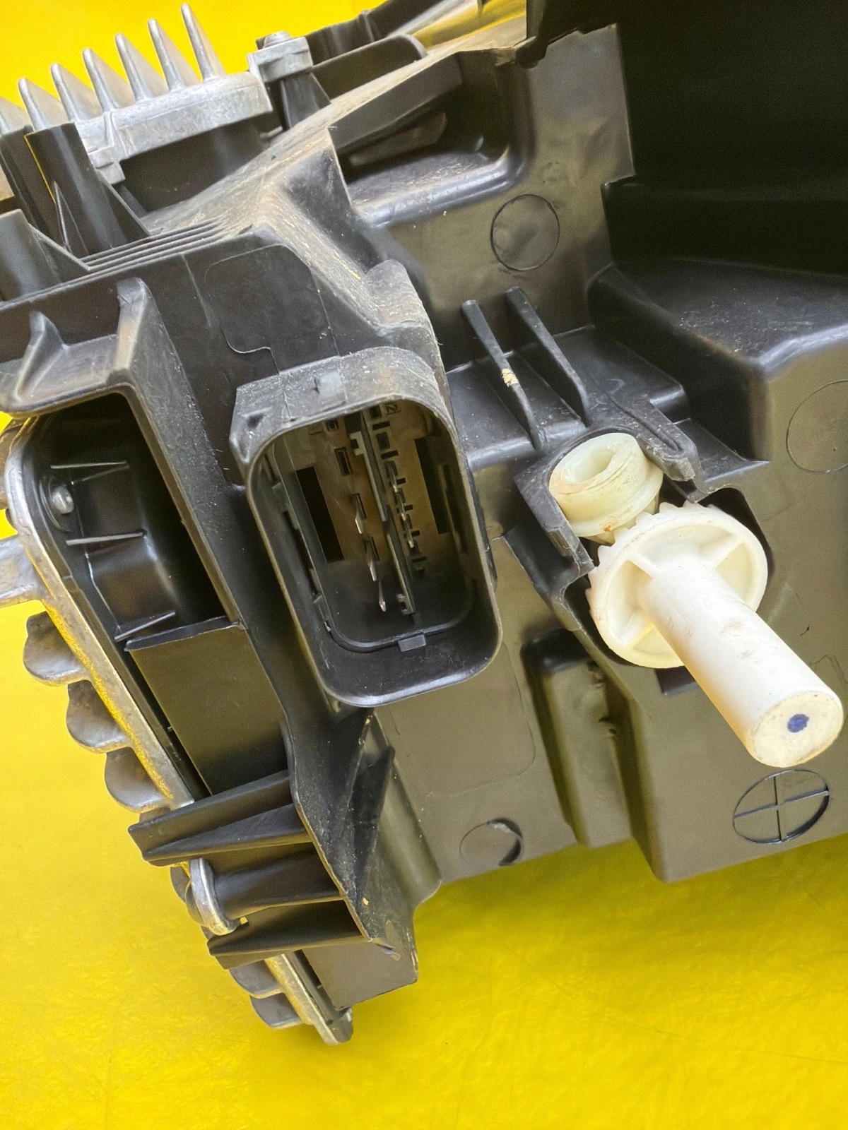 light right BMW X2 F39 Full Led 5A1E0A8-02