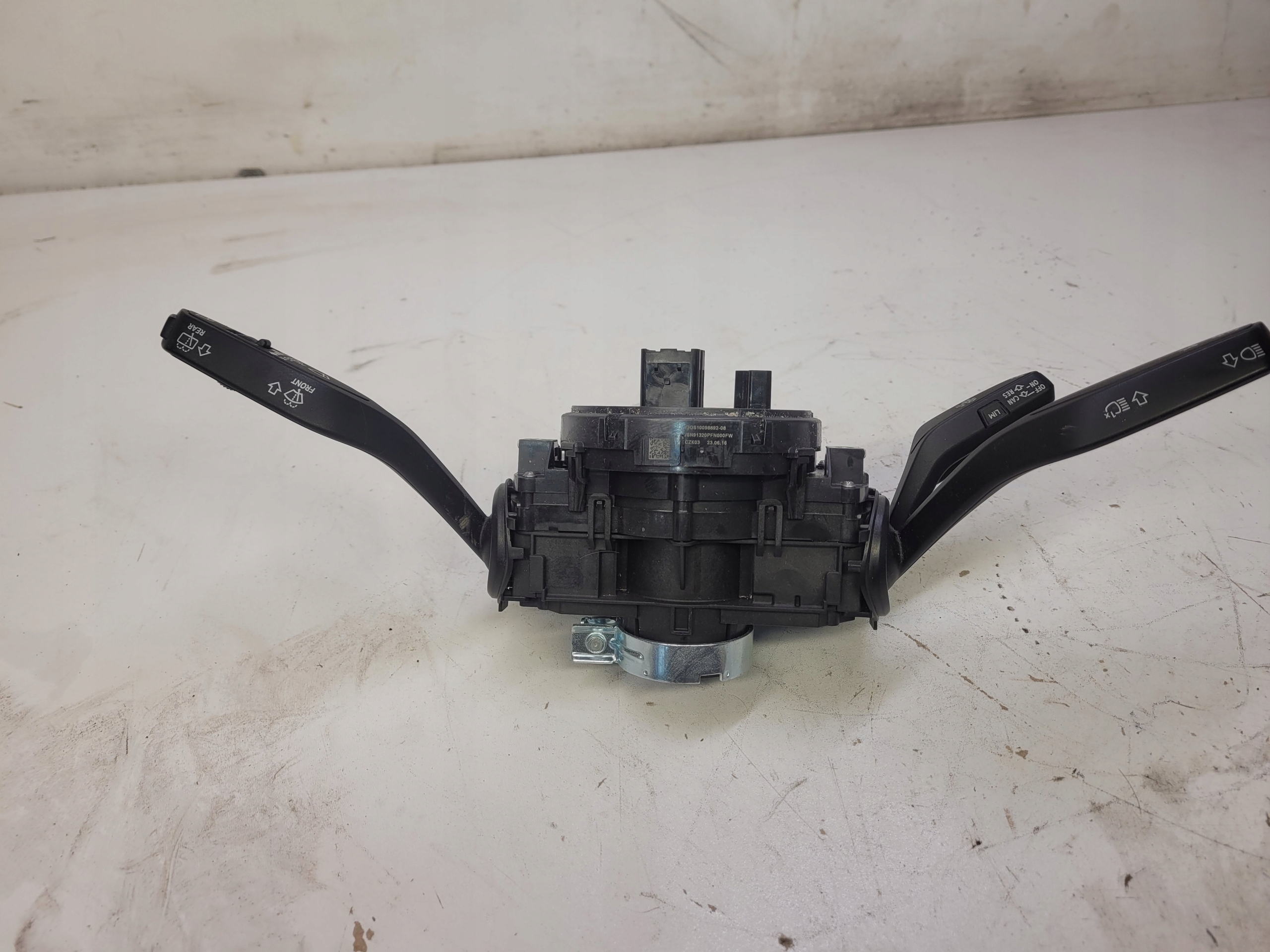 DEVIO LUCI TERGICRISTALLO TERGI AUDI A4 B9 A5 8W 4M0907129AD