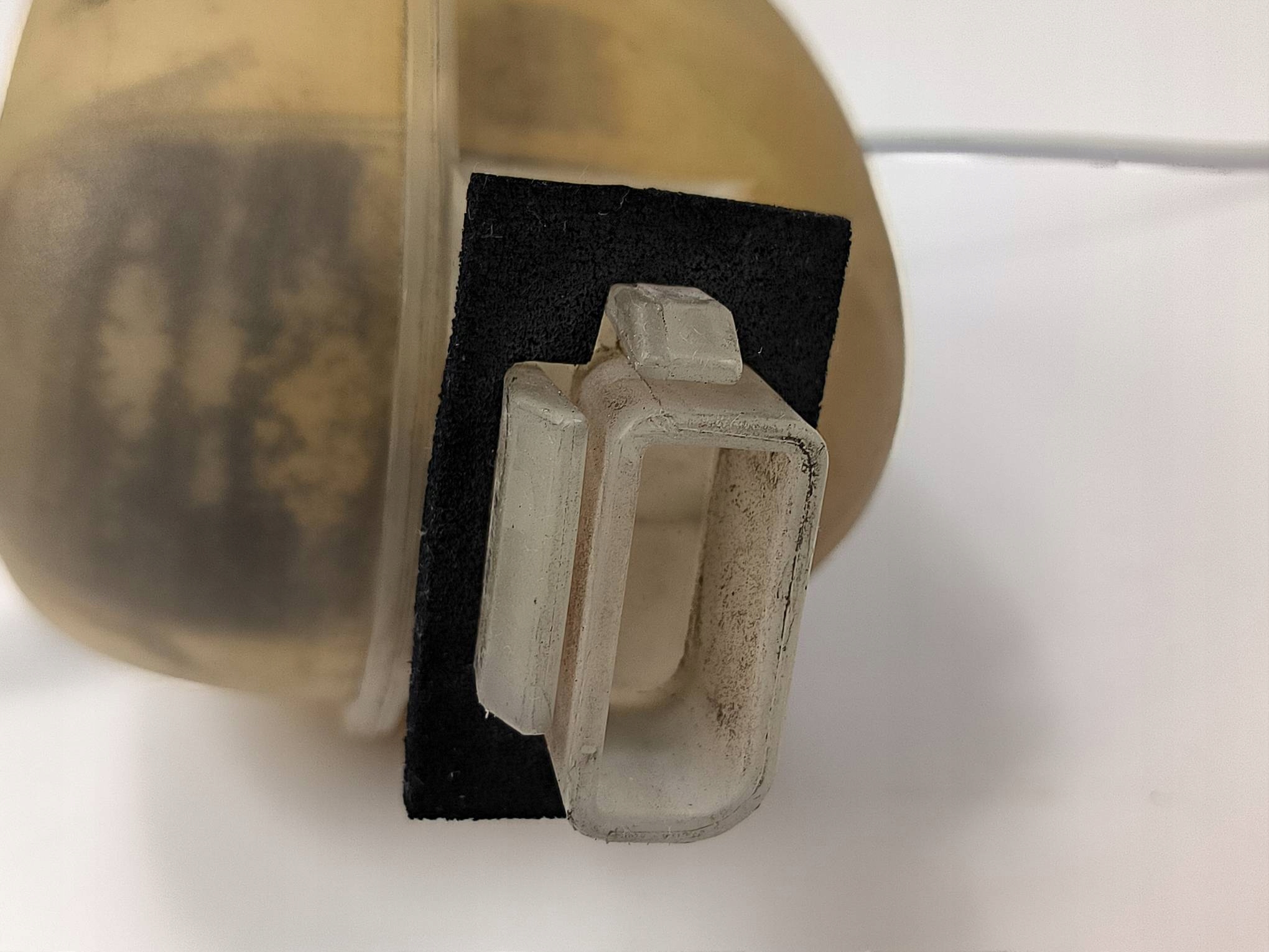 Réservoir eau 7700312900 OPEL VIVARO