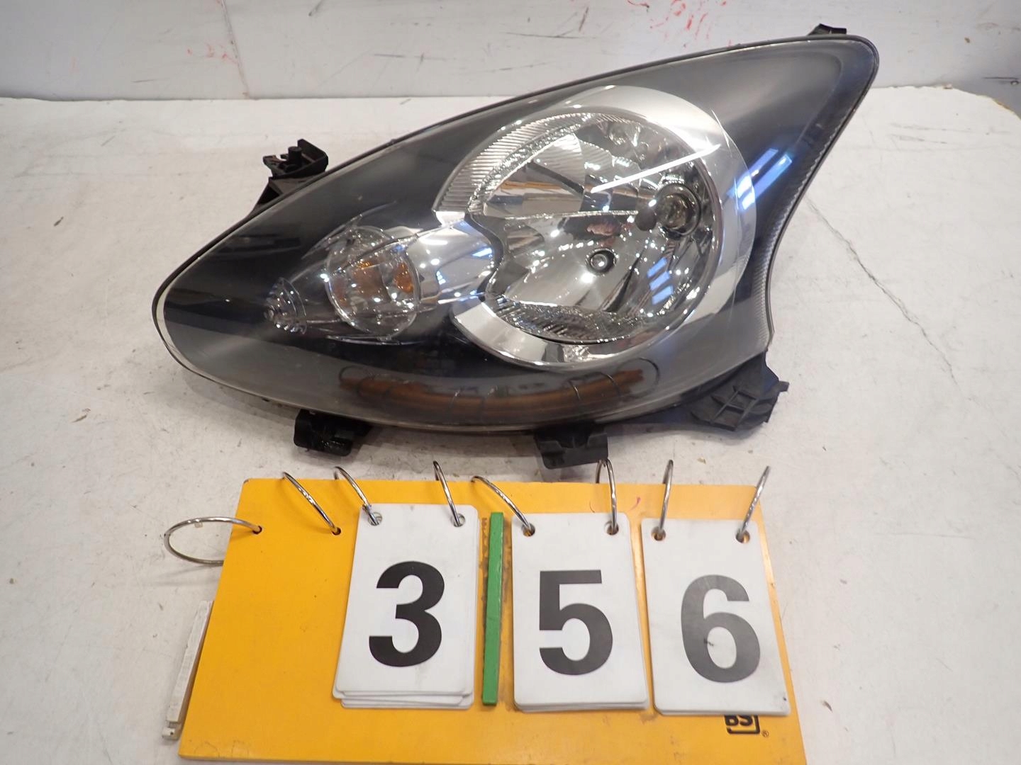 light front front left TOYOTA AYGO 2005-2014