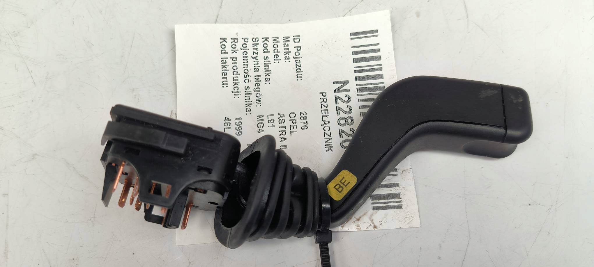 switch 90124931 OPEL ASTRA II G