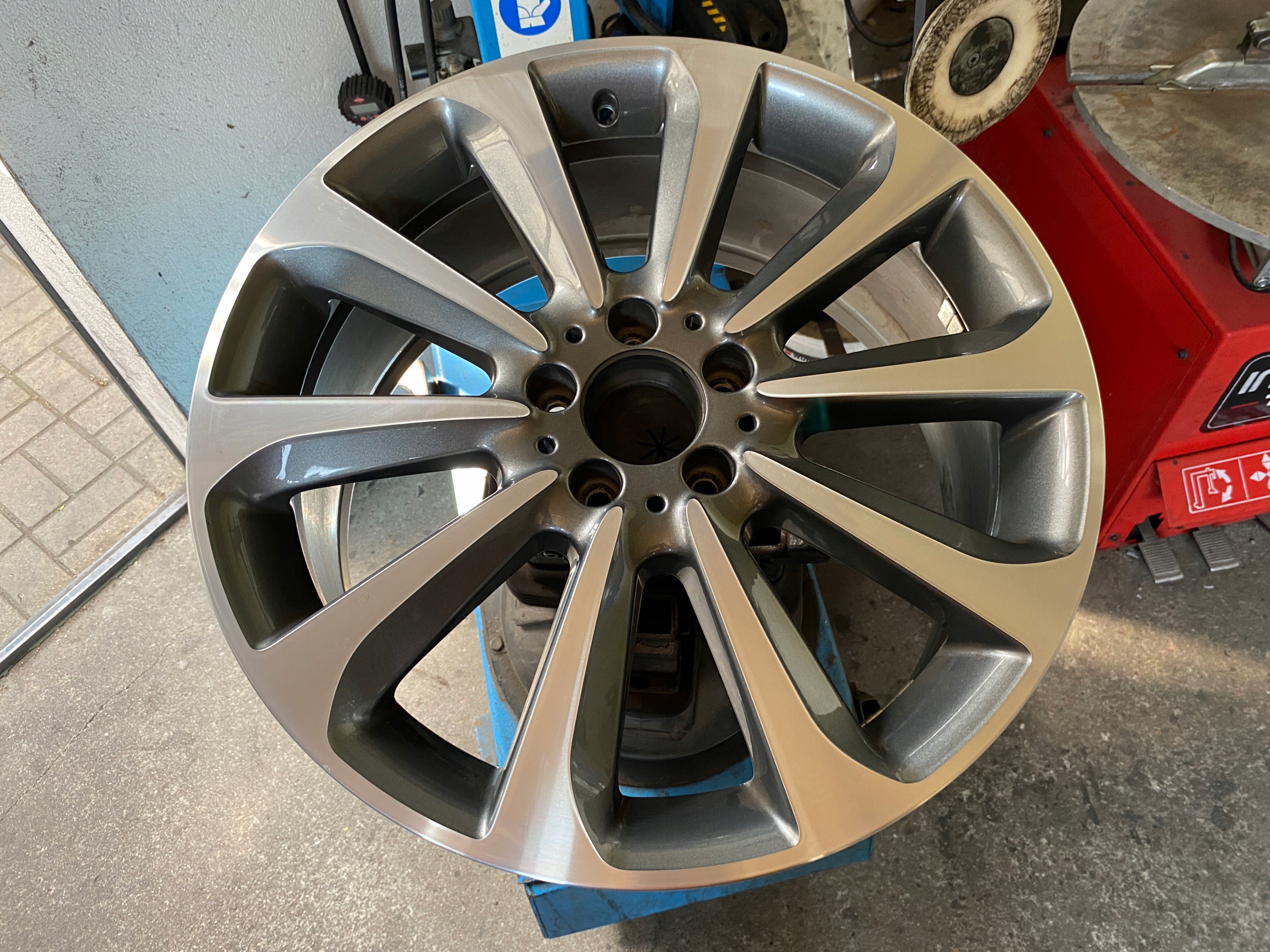 disk 19 Mercedes A2054013000 8,5x19 et 56,5
