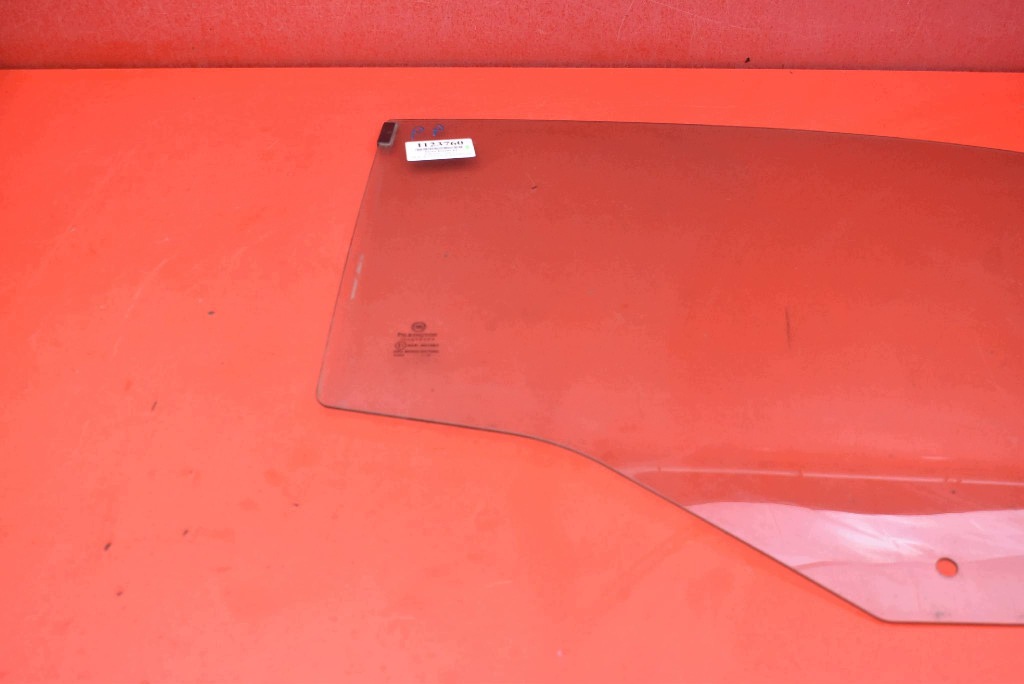 window side right front front FIAT 500 2 II 3D HB 08-15