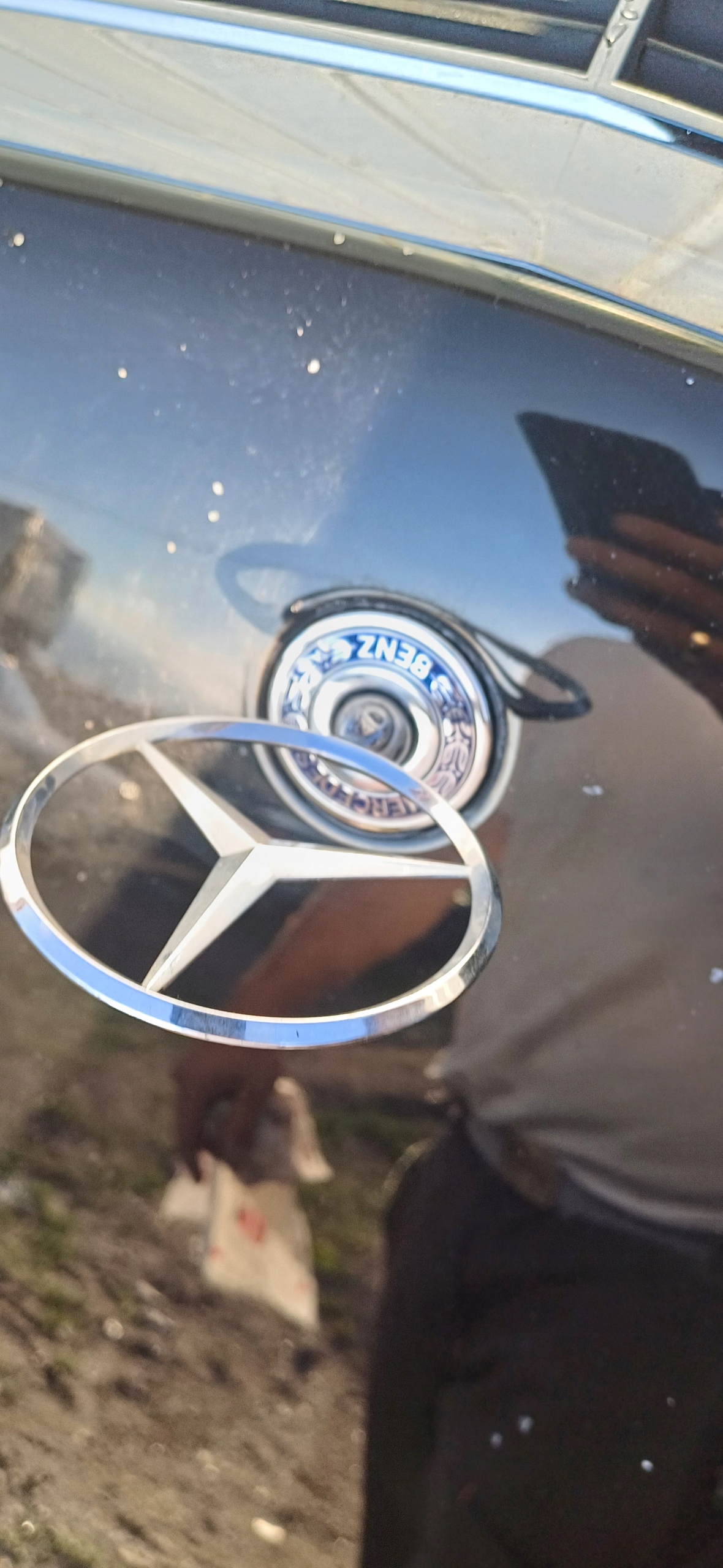 MERCEDES W211 Cofano 197