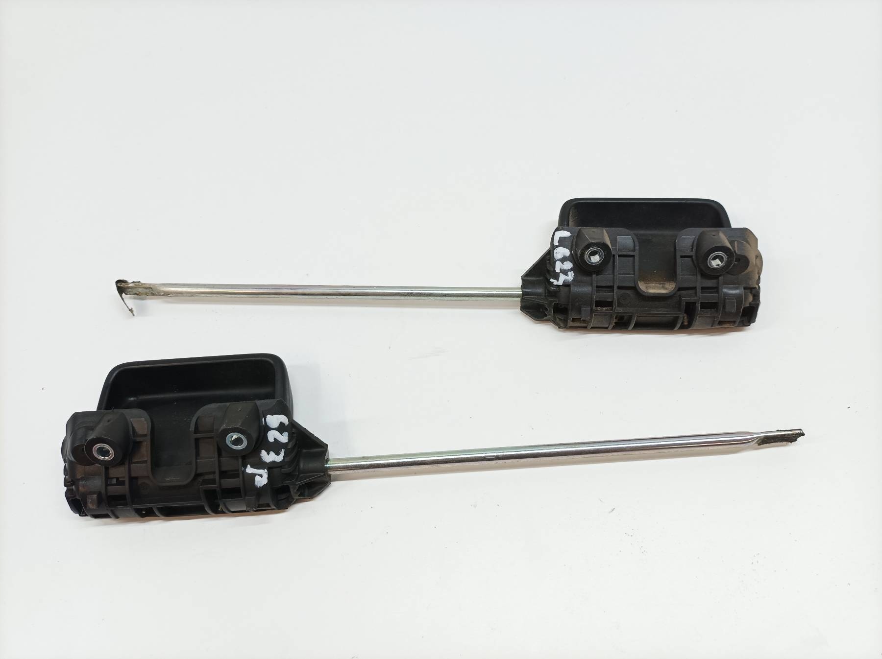 handle inner rear part left right KOMPLET LIFT 7E0843642B VW Caddy III