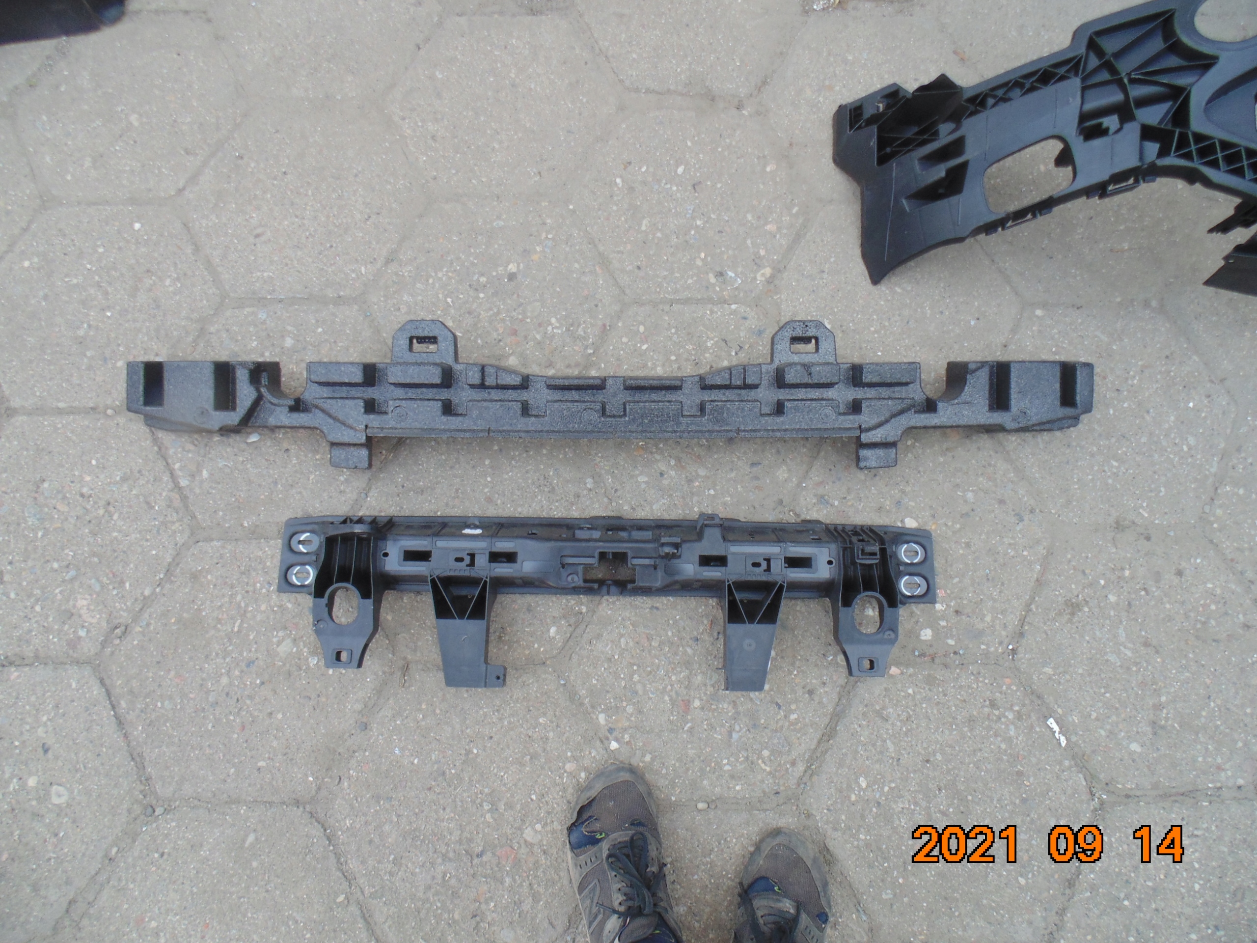 Амортизатор бампера VW ID. 3 ID3 10A807246A