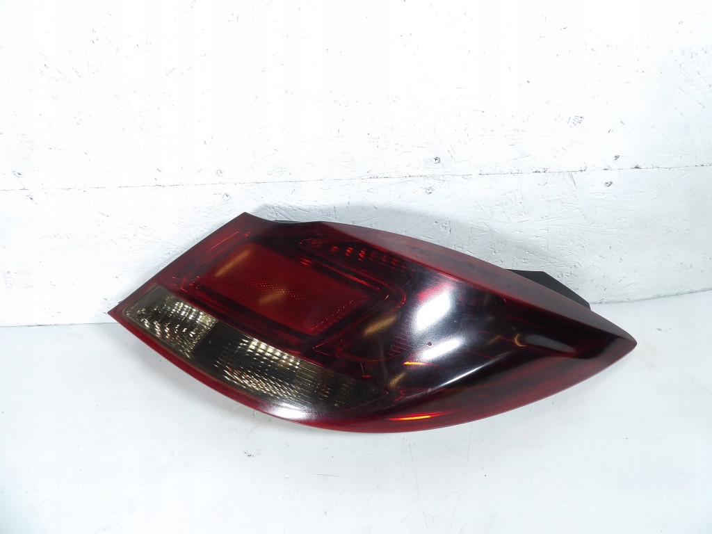 OPEL INSIGNIA A sedan light rear part right