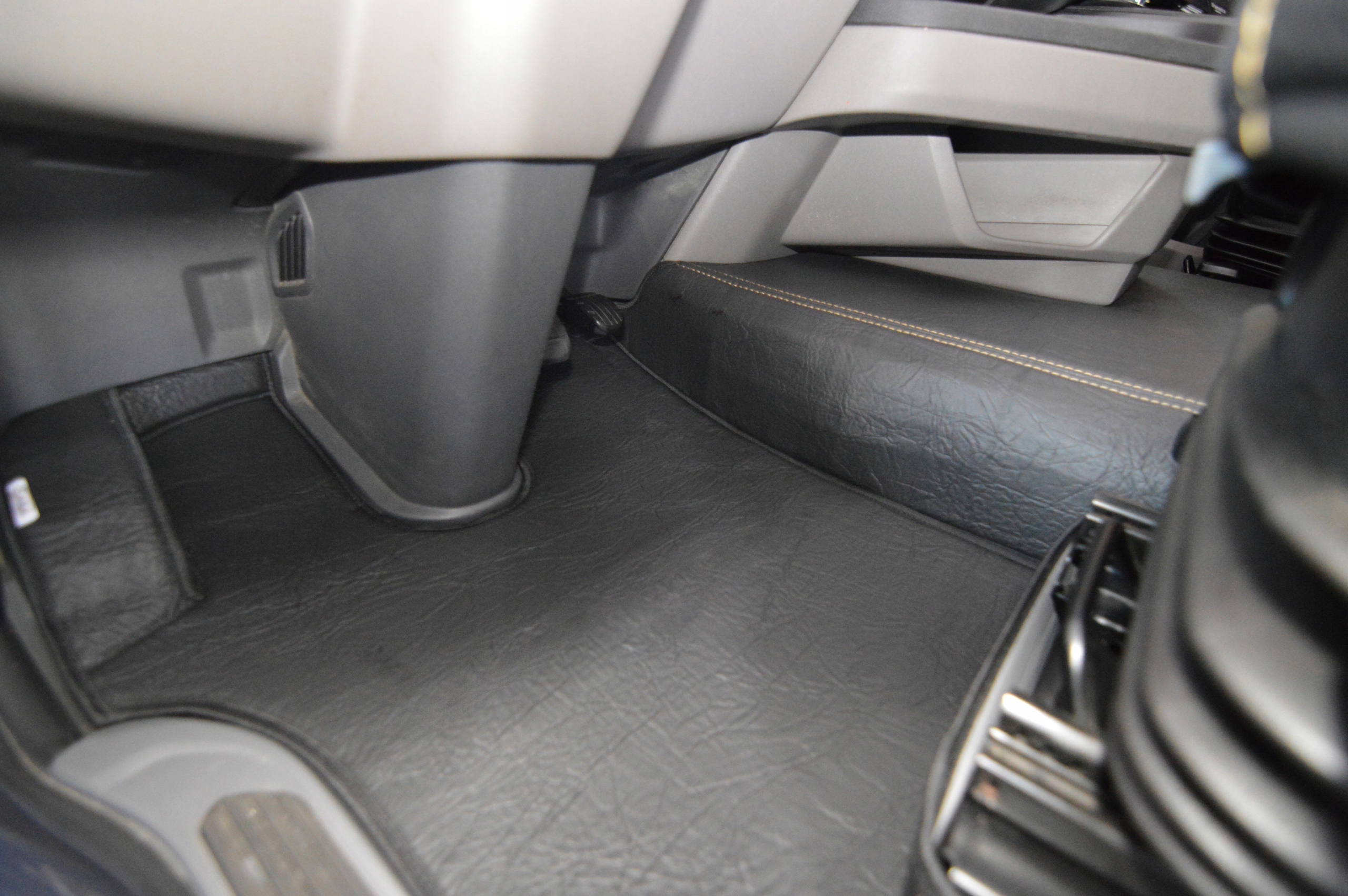 Dywaniki PRESTIGE LINE Scania R od 2017 r EAN 5904261604586