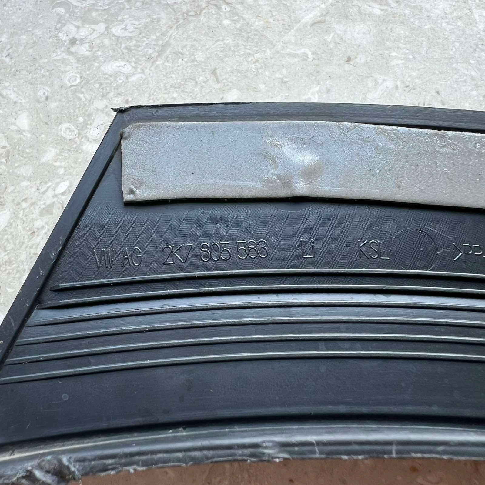 VW CADDY MK4 MK 4 IV lišta nárazníku levá předek 2K7805583