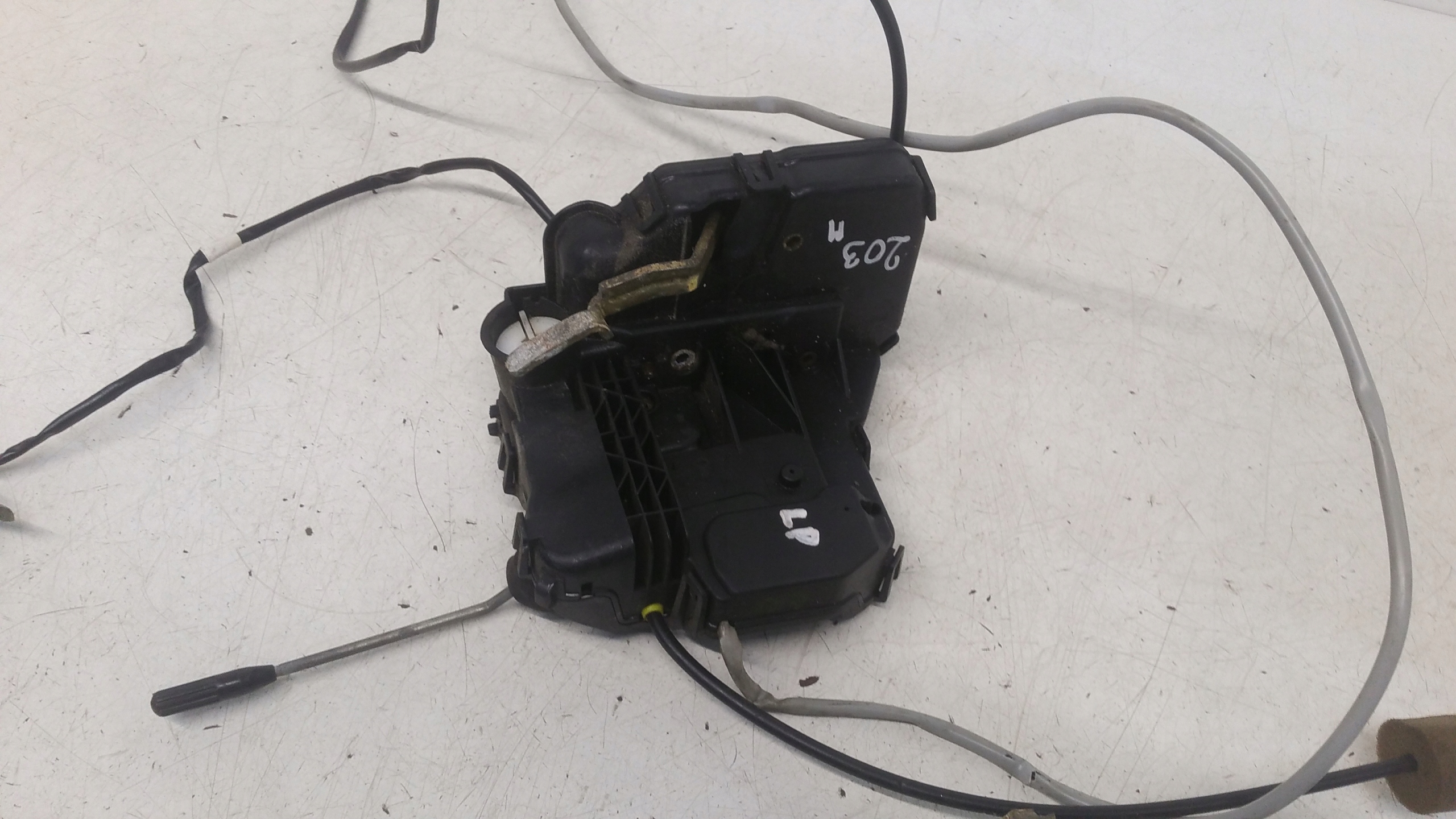lock left front 0002538957 Mercedes W203 CL