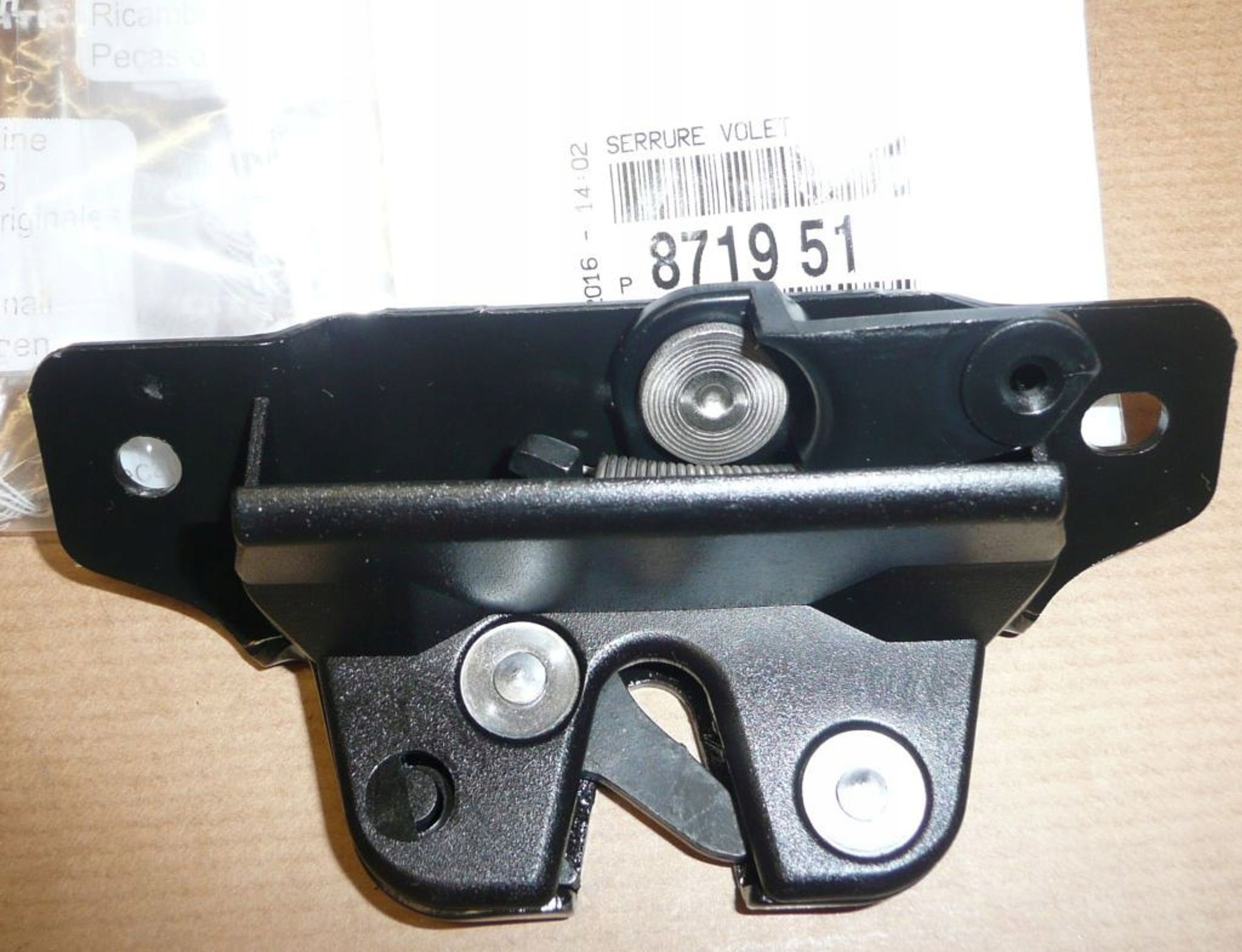 Zámek Zavazadlového Prostoru C Saxo P 206,306,406 8719.51