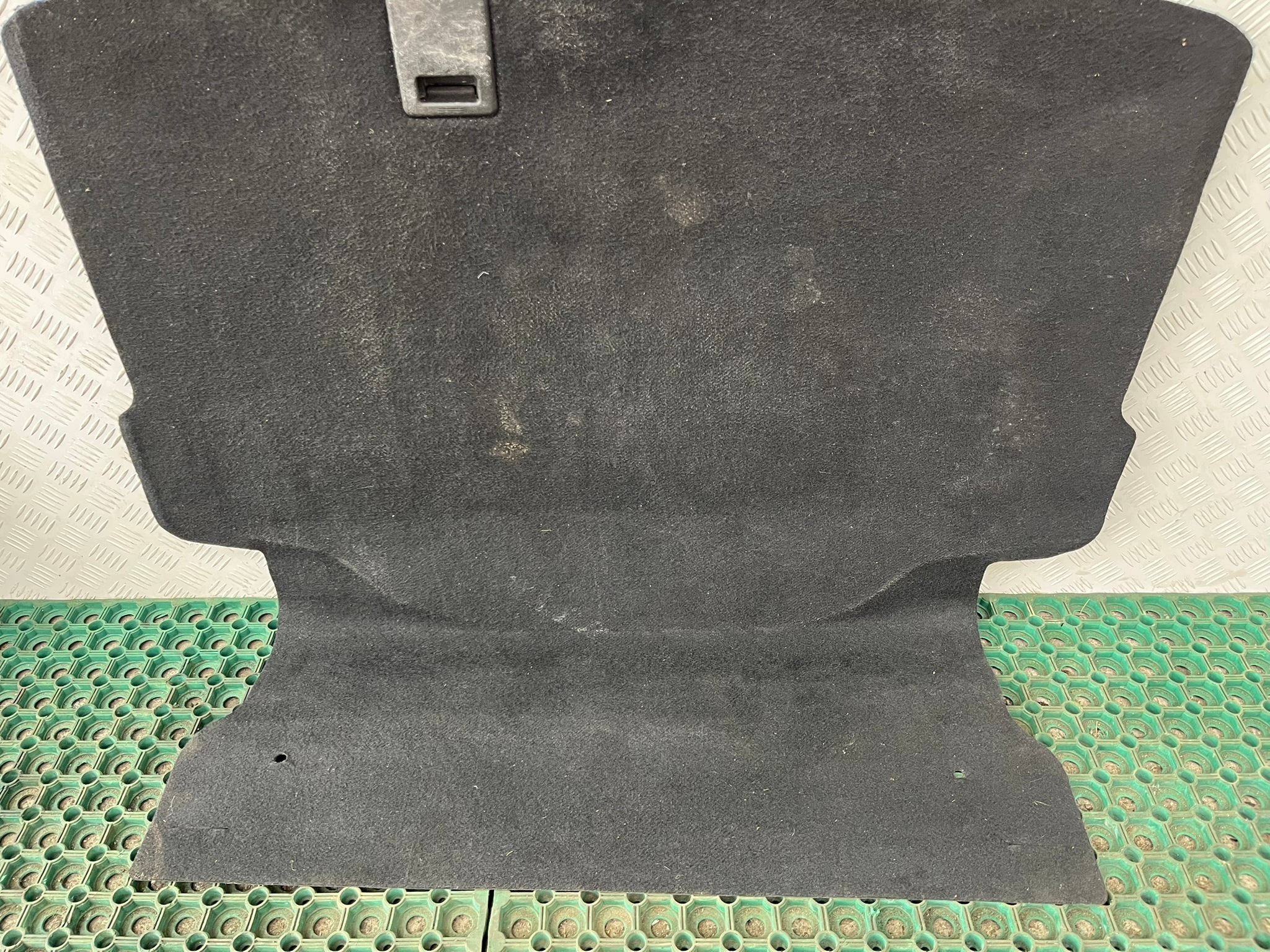 MERCEDES E-KLASA W207 mats floor car carpet boot A2076800342 OE