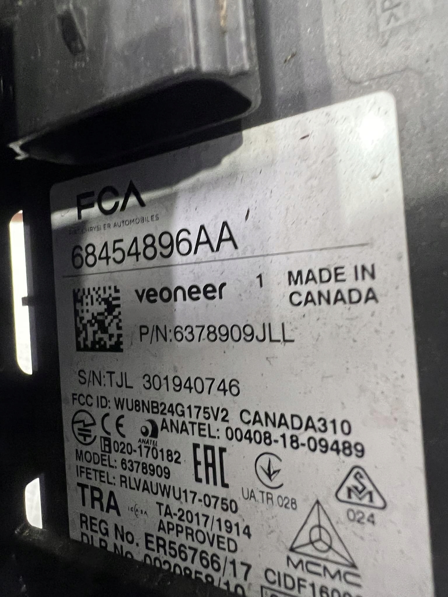 MODUŁ MARTWEGO POLA JEEP WRANGLER JL 68454896AA Producent części Jeep OE